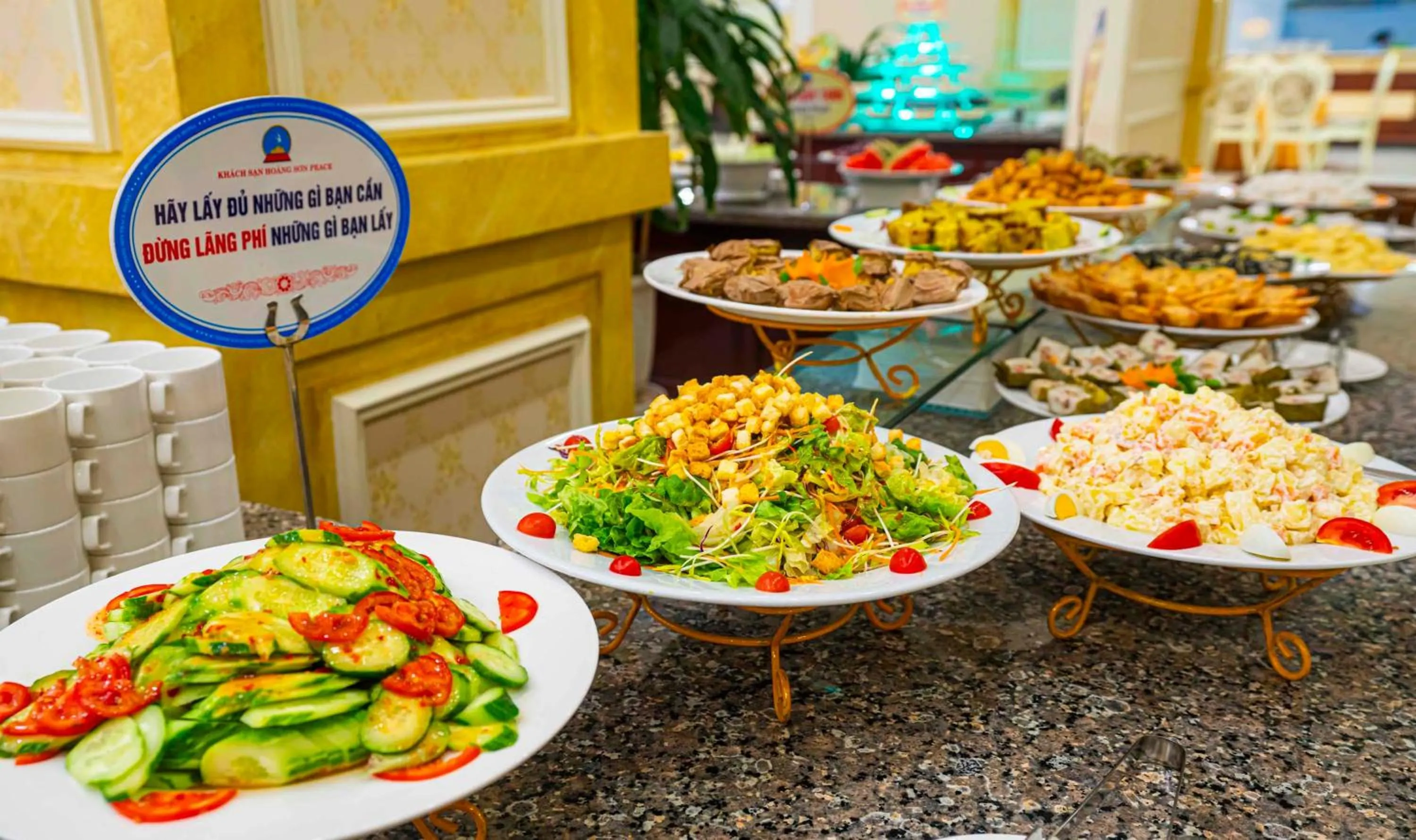 Breakfast in Hoang Son Peace Hotel