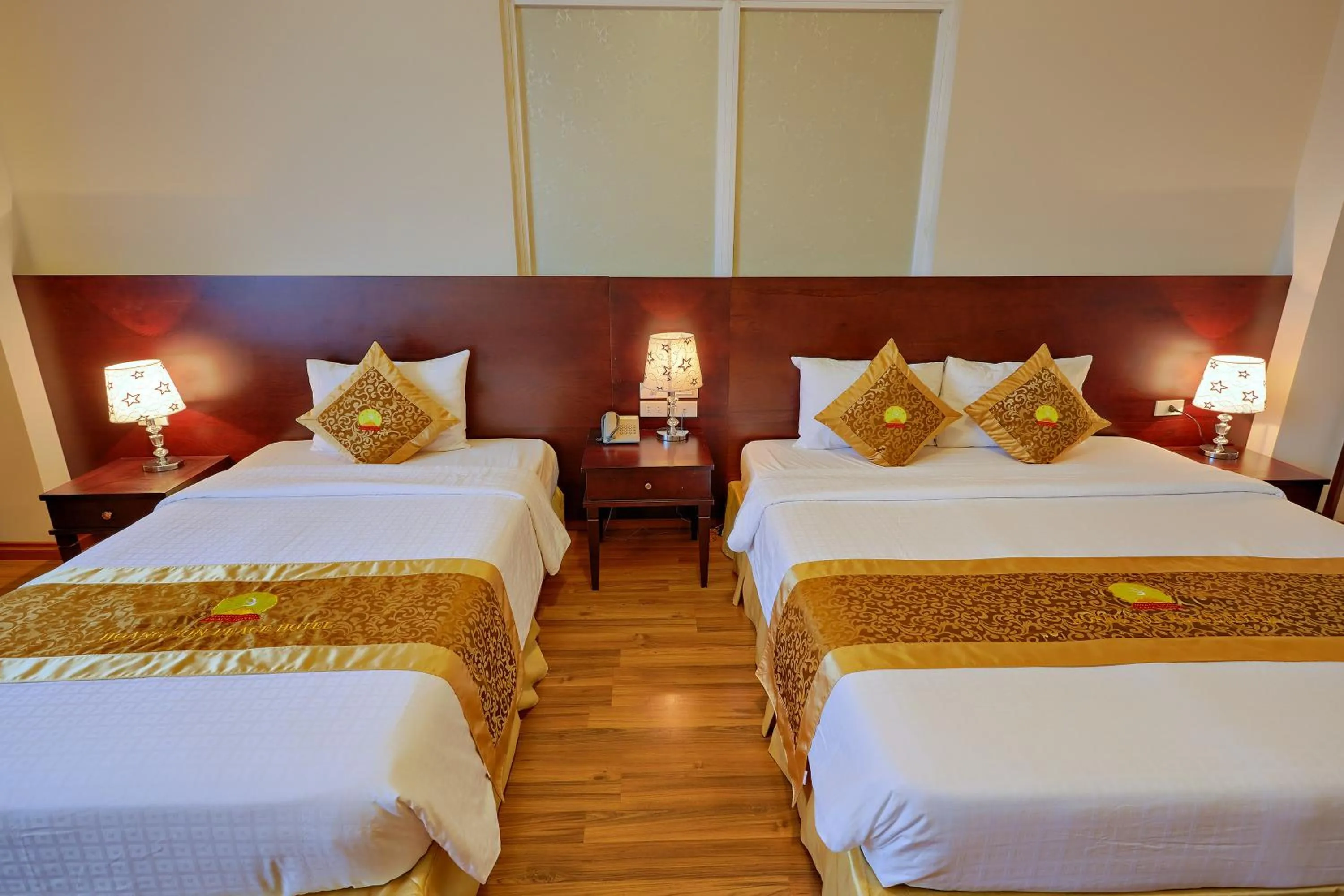 Bed in Hoang Son Peace Hotel