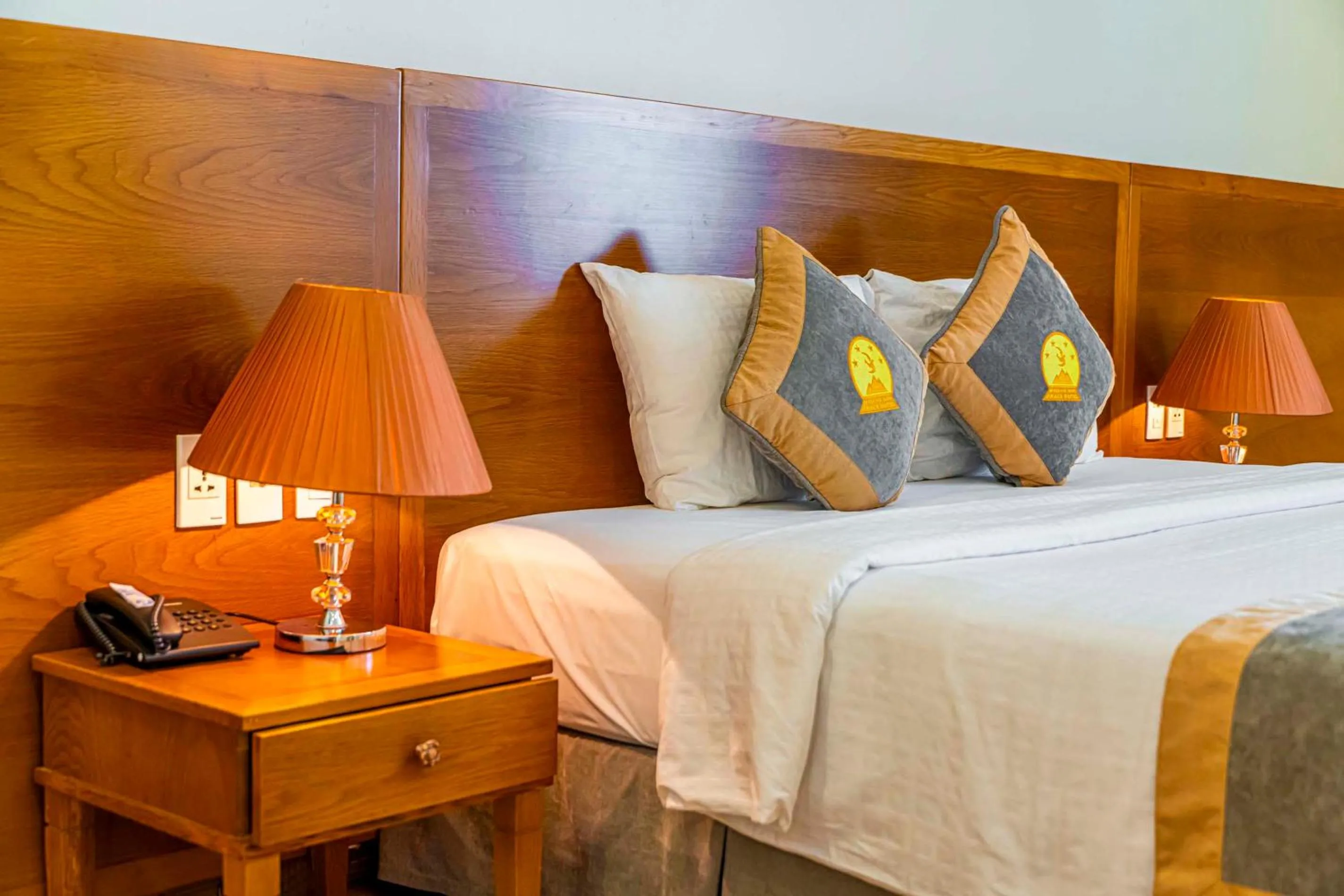 Bedroom, Bed in Hoang Son Peace Hotel