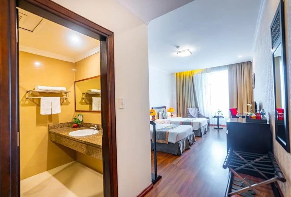 Bed in Hoang Son Peace Hotel