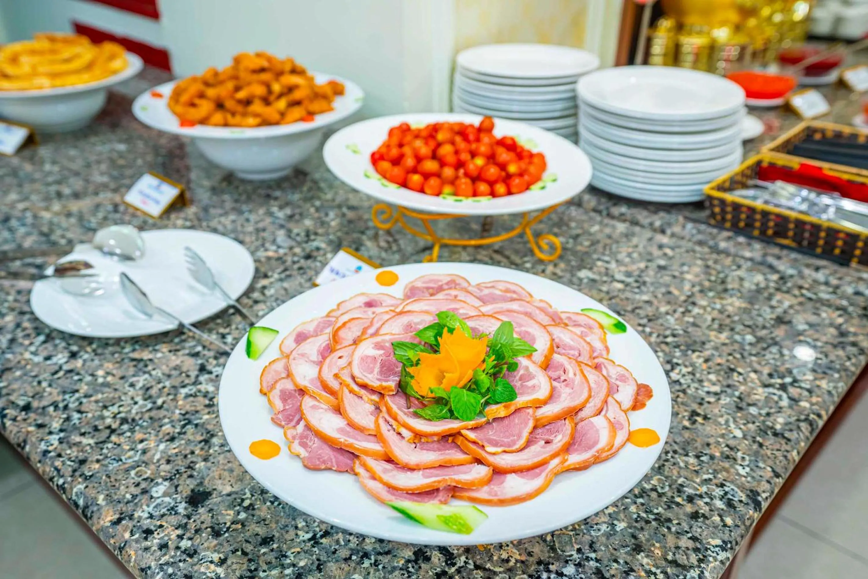 Breakfast in Hoang Son Peace Hotel