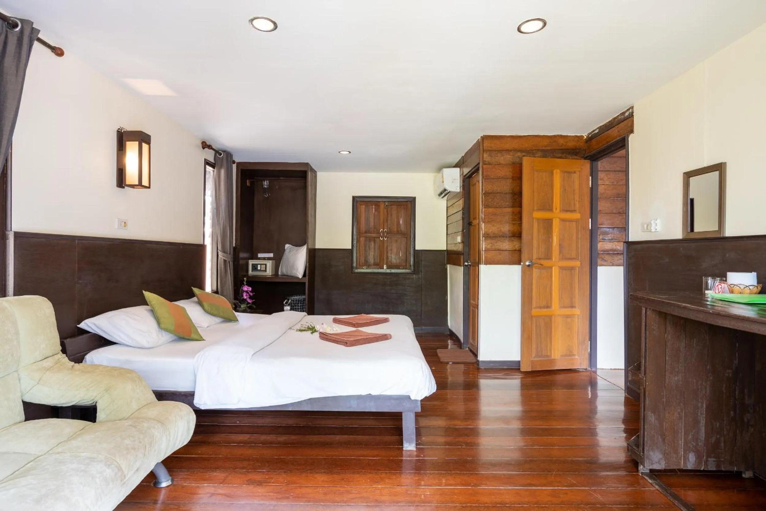 Bedroom, Bed in Mook Lanta Eco Resort