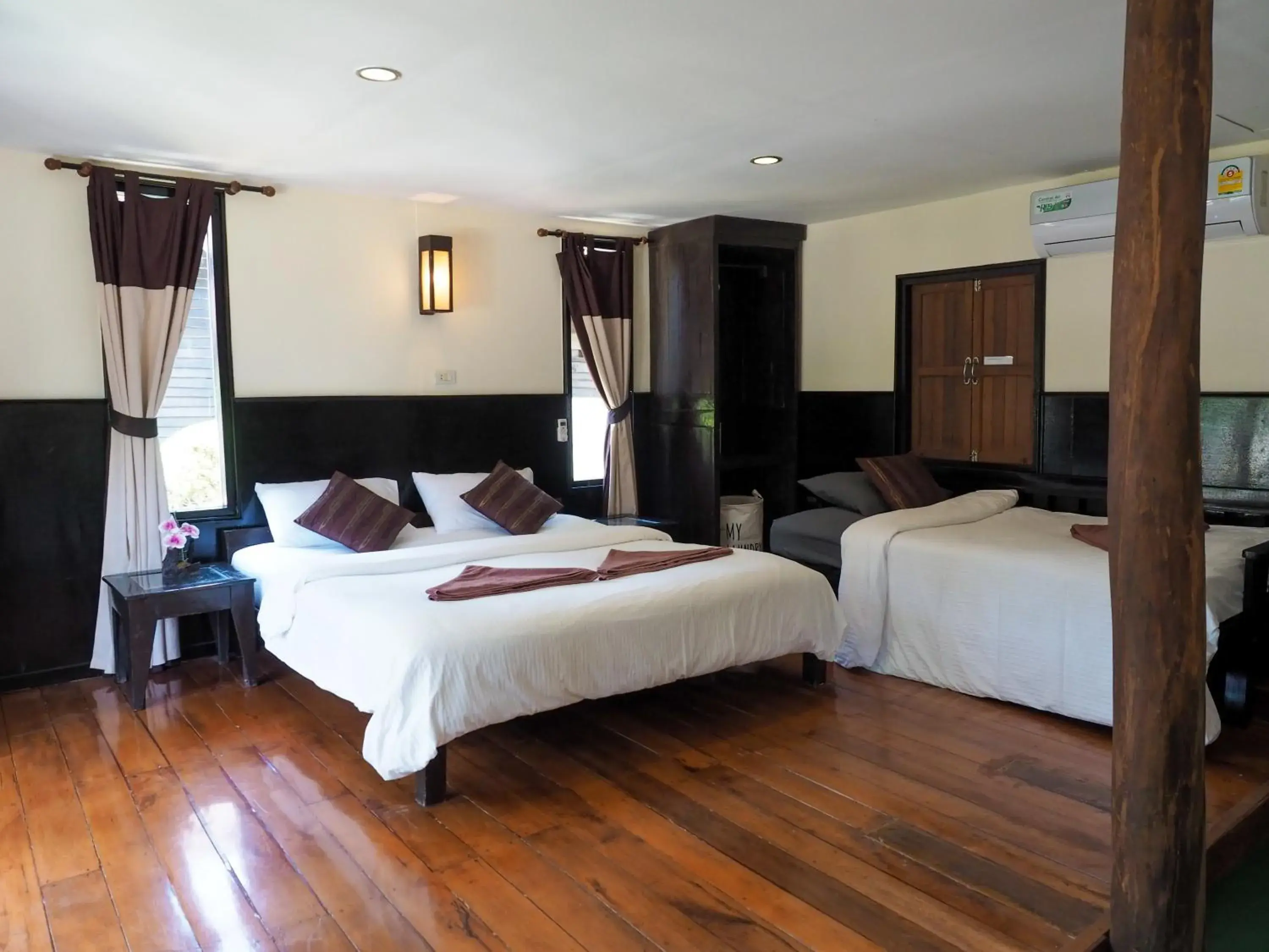 Deluxe Family Room in Mook Lanta Eco Resort Deluxe Family Room in Mook Lanta Eco Resort