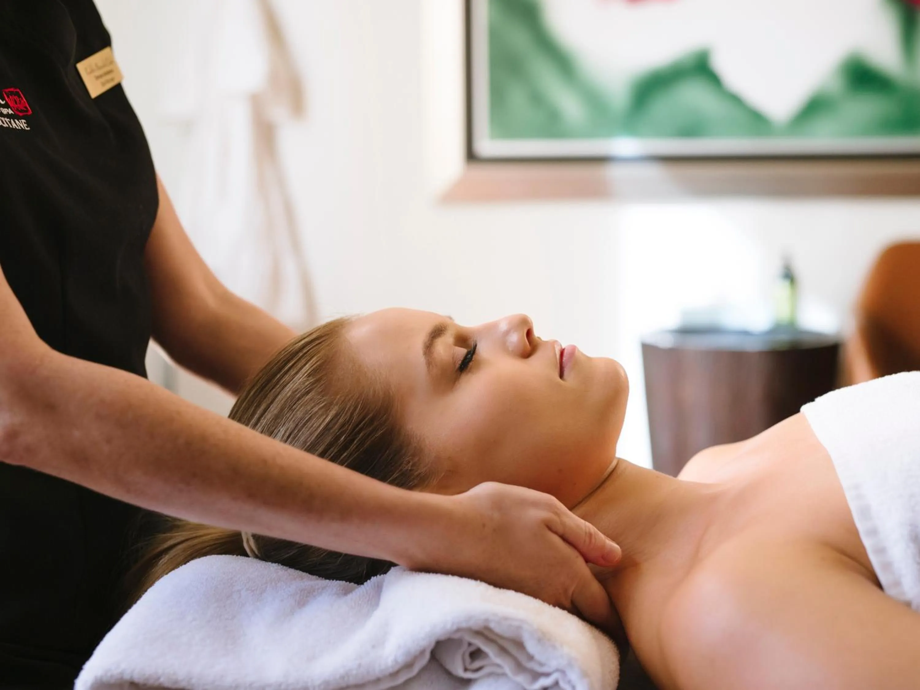 Massage in Cable Beach Club Resort & Spa