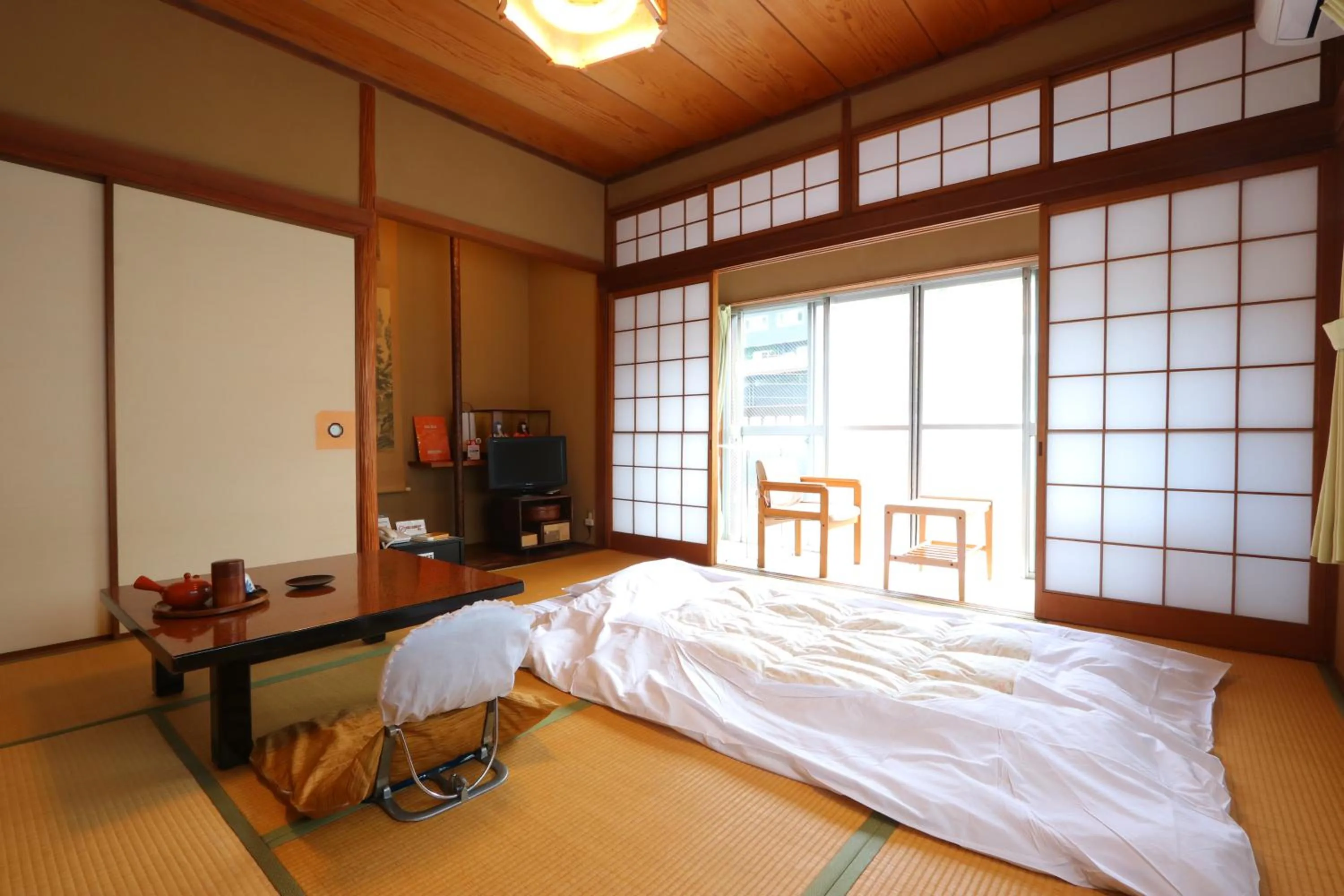 Bed in Kamiobo