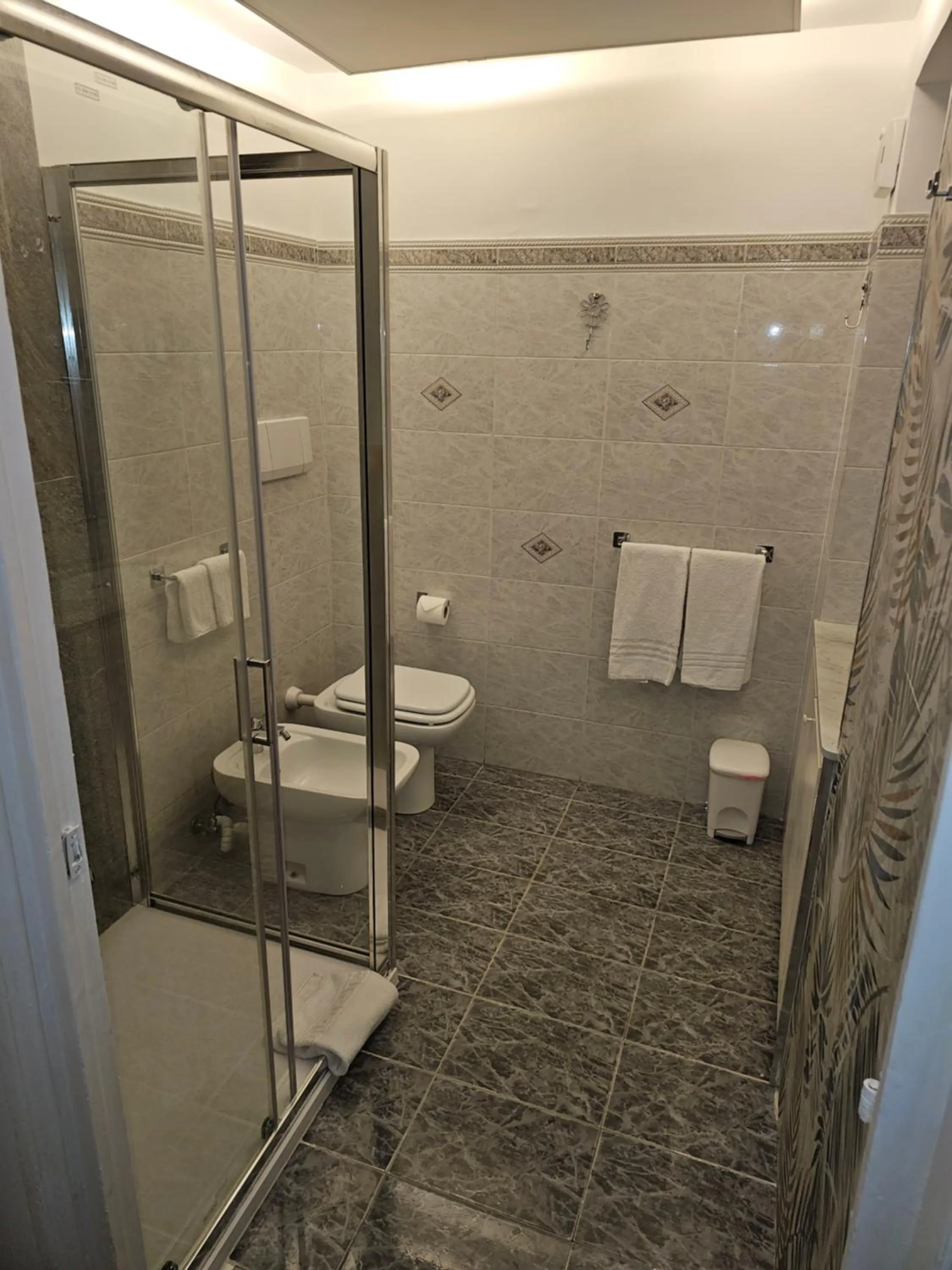 Bathroom in Alla Dolce Vita Roma Centro