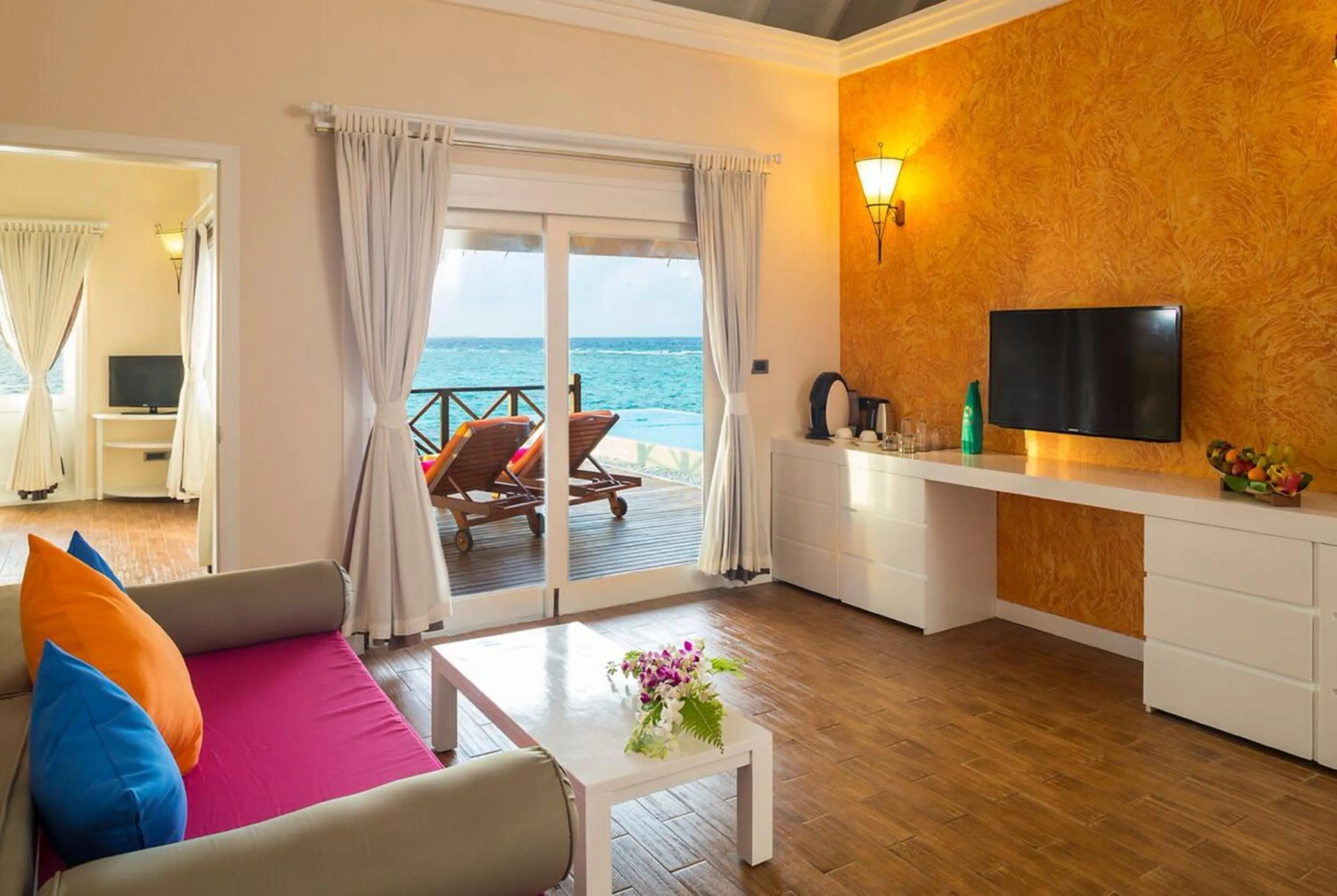 TV and multimedia in Sun Siyam Vilu Reef with Free Transfer