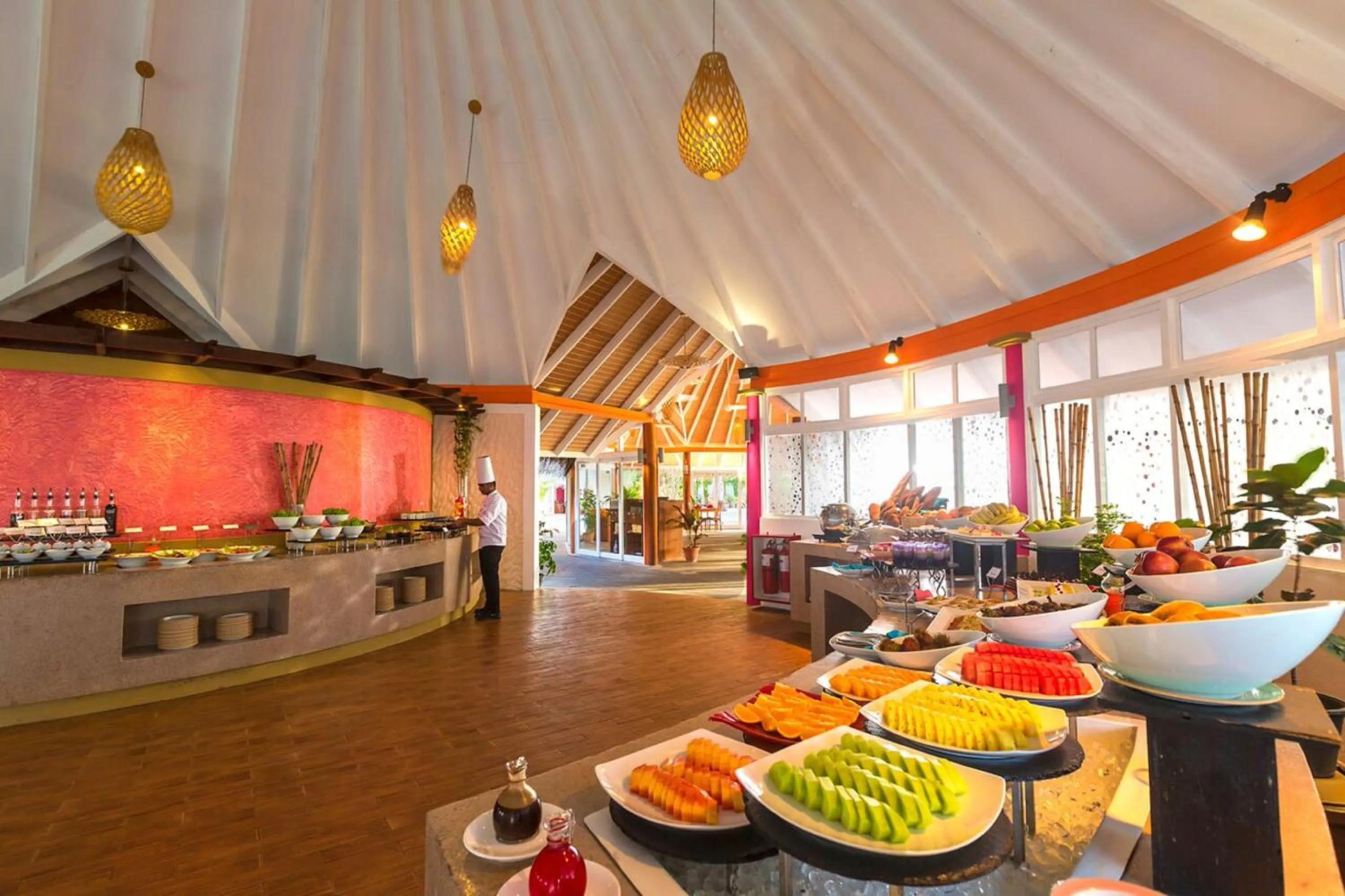 Restaurant/places to eat in Sun Siyam Vilu Reef with Free Transfer