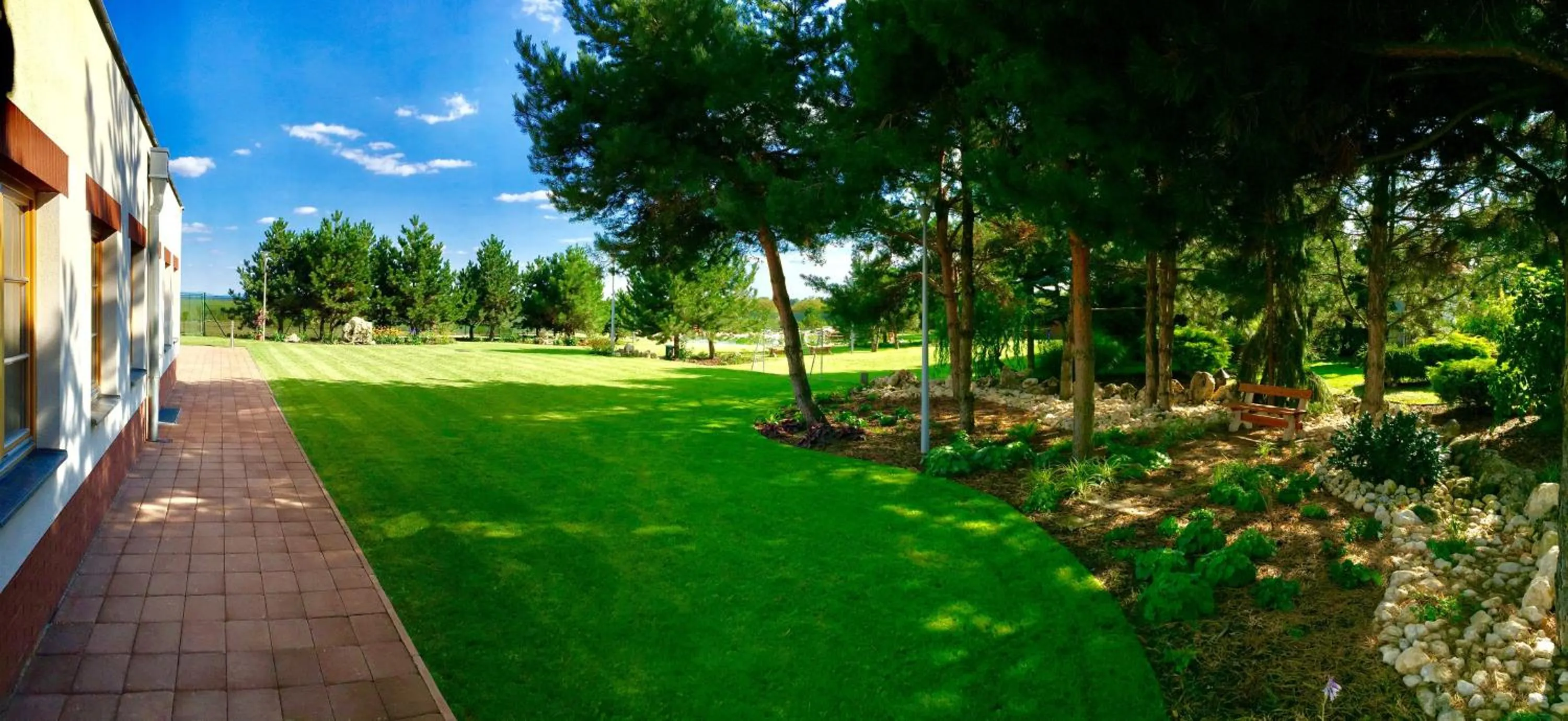 Garden in Garni hotel Celnice