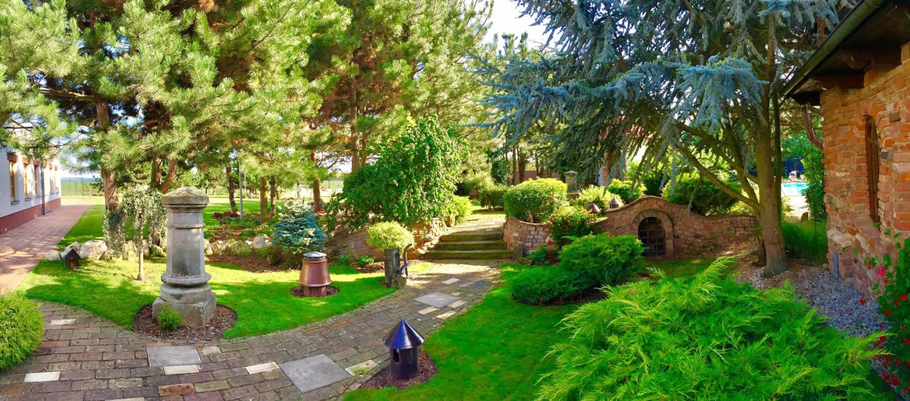 Garden in Garni hotel Celnice