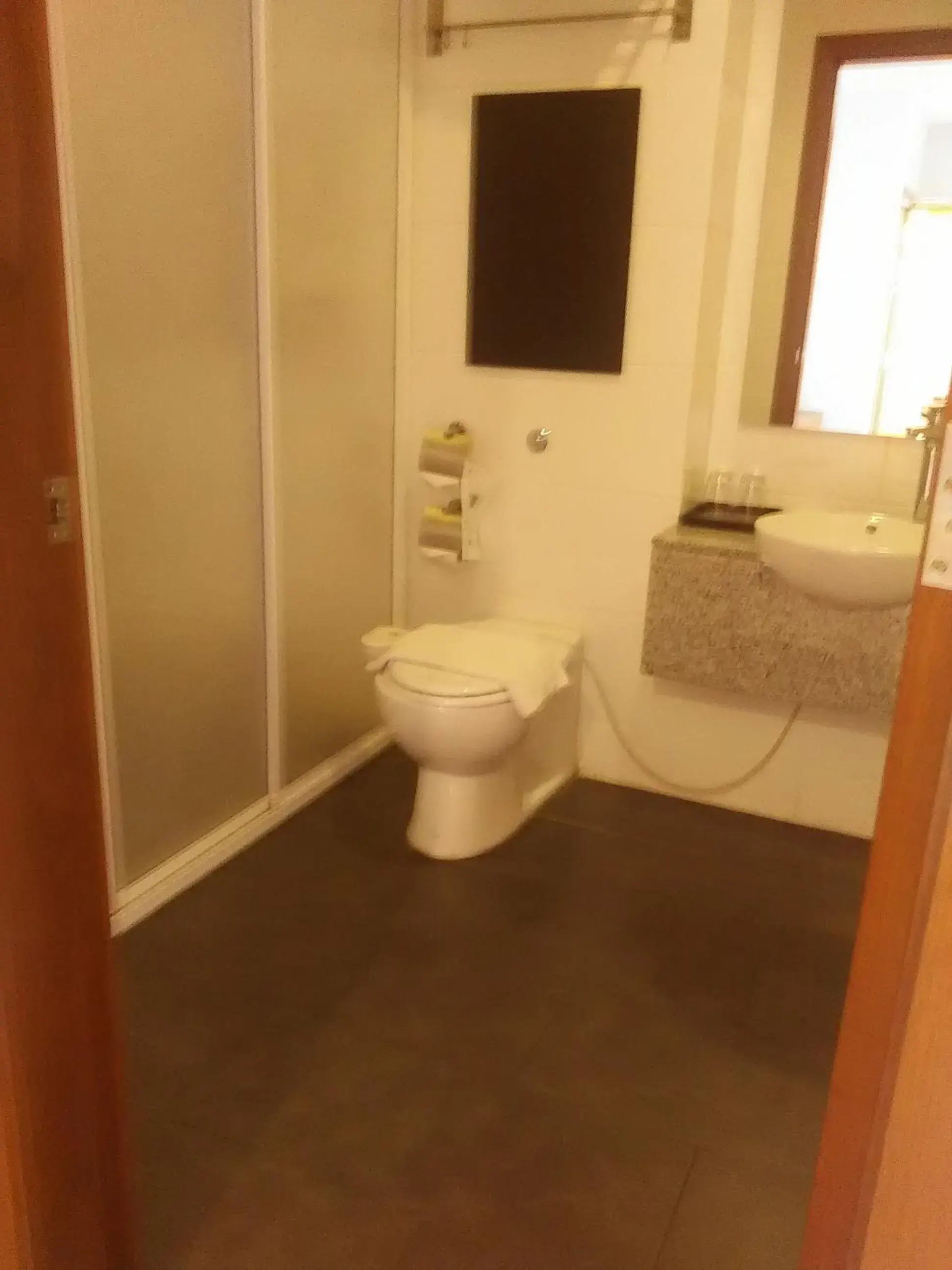 Superior Twin Room in Gloria Swiss Hotel & Apartment Sandakan Superior Twin Room in Gloria Swiss Hotel & Apartment Sandakan