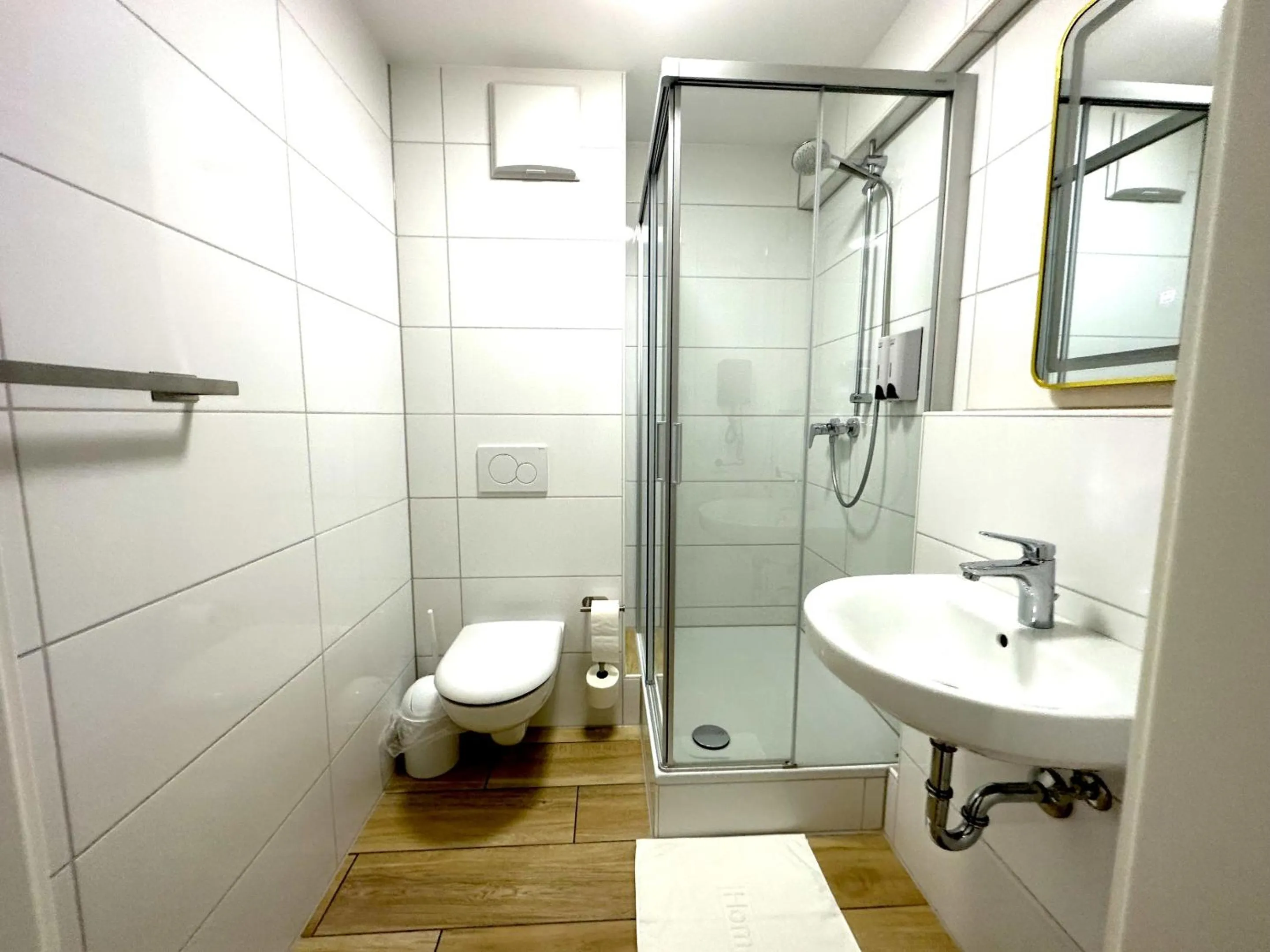 Bathroom in Home Inn Hotel