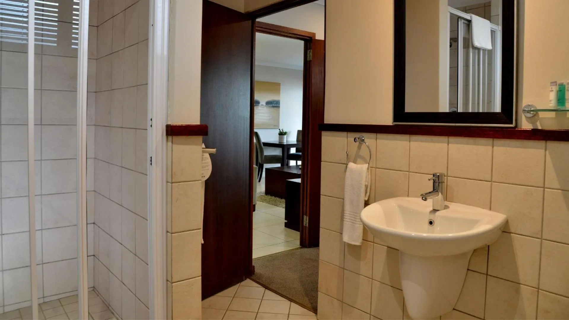 Shower in ANEW Hotel Ocean Reef Zinkwazi