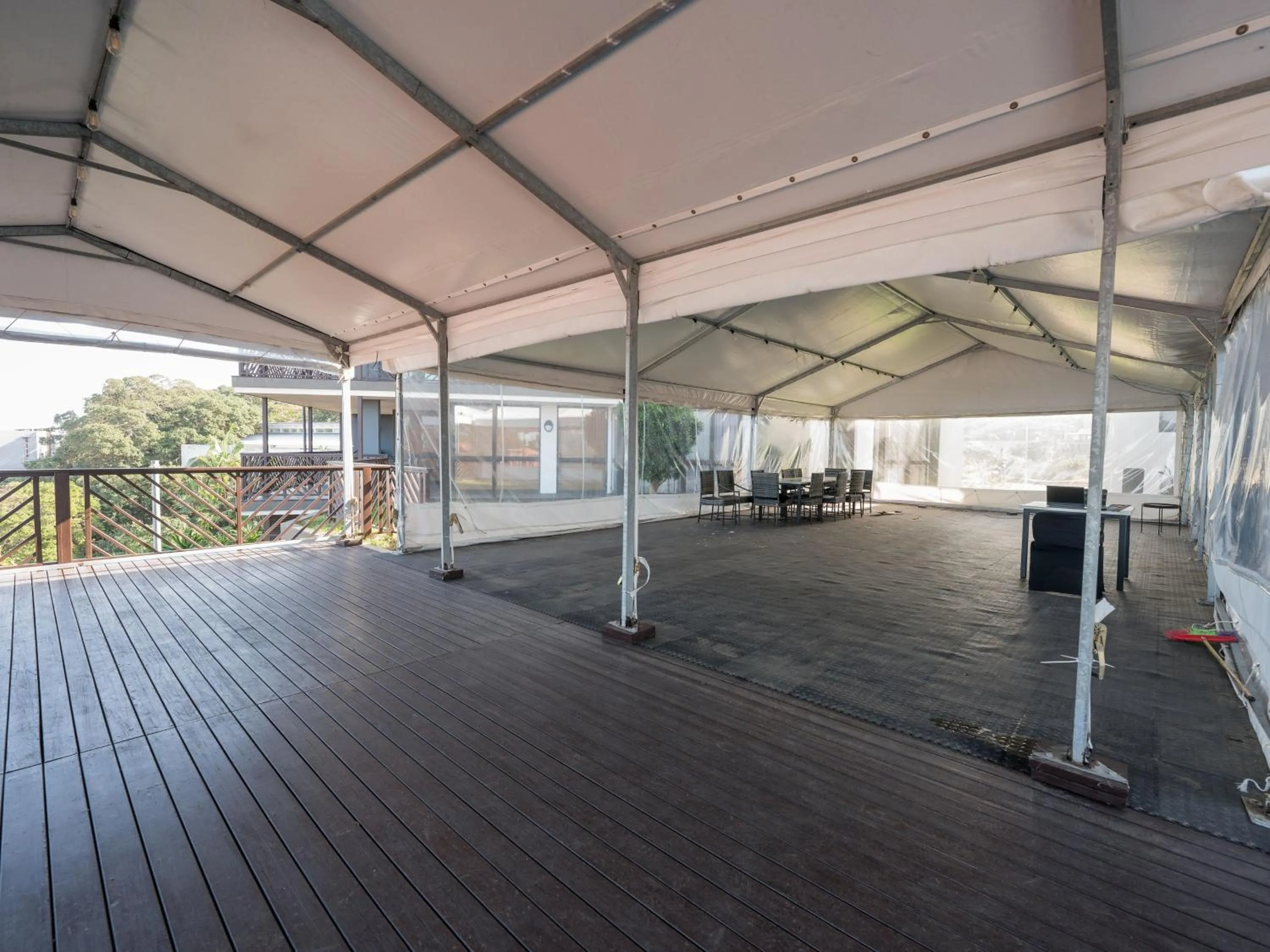 Patio in ANEW Hotel Ocean Reef Zinkwazi