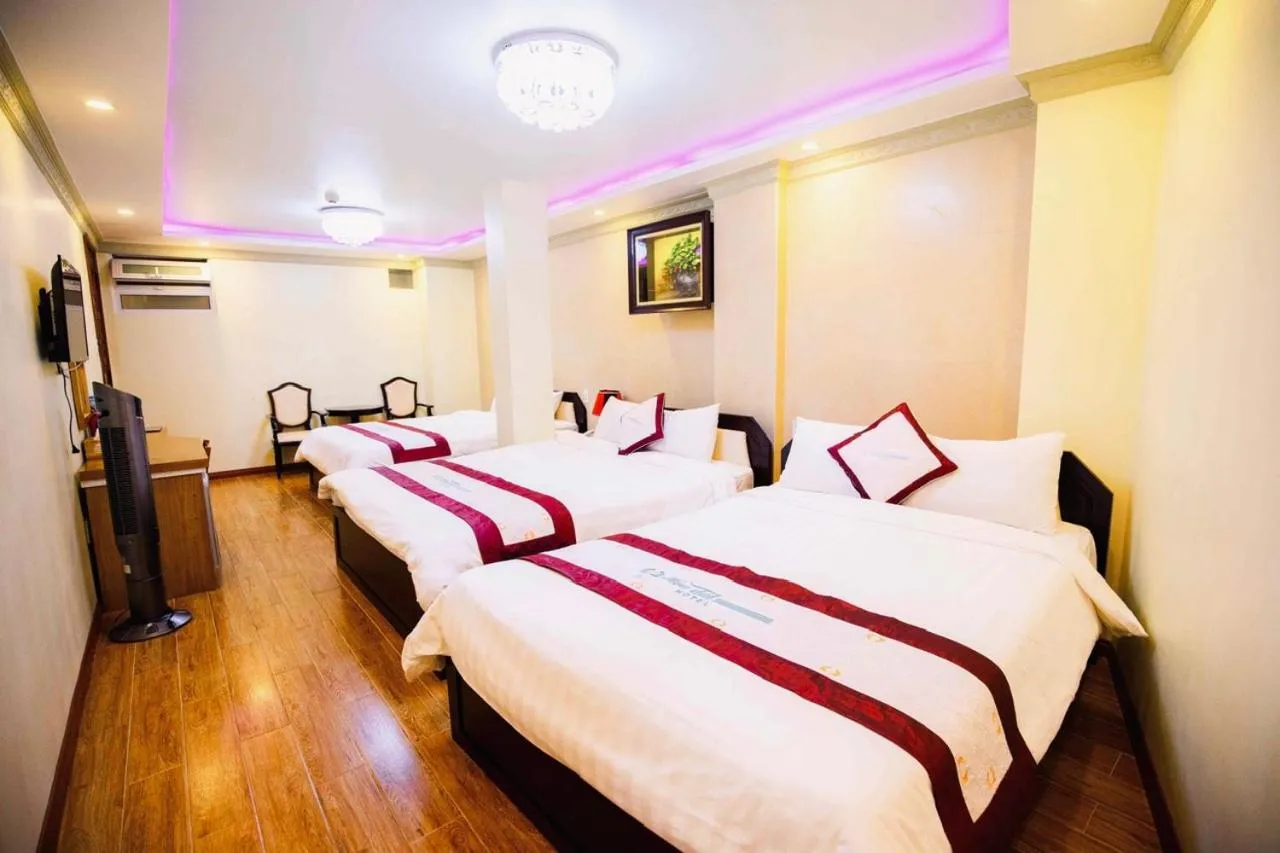 Bed in Hoa Dat Da Lat Hotel