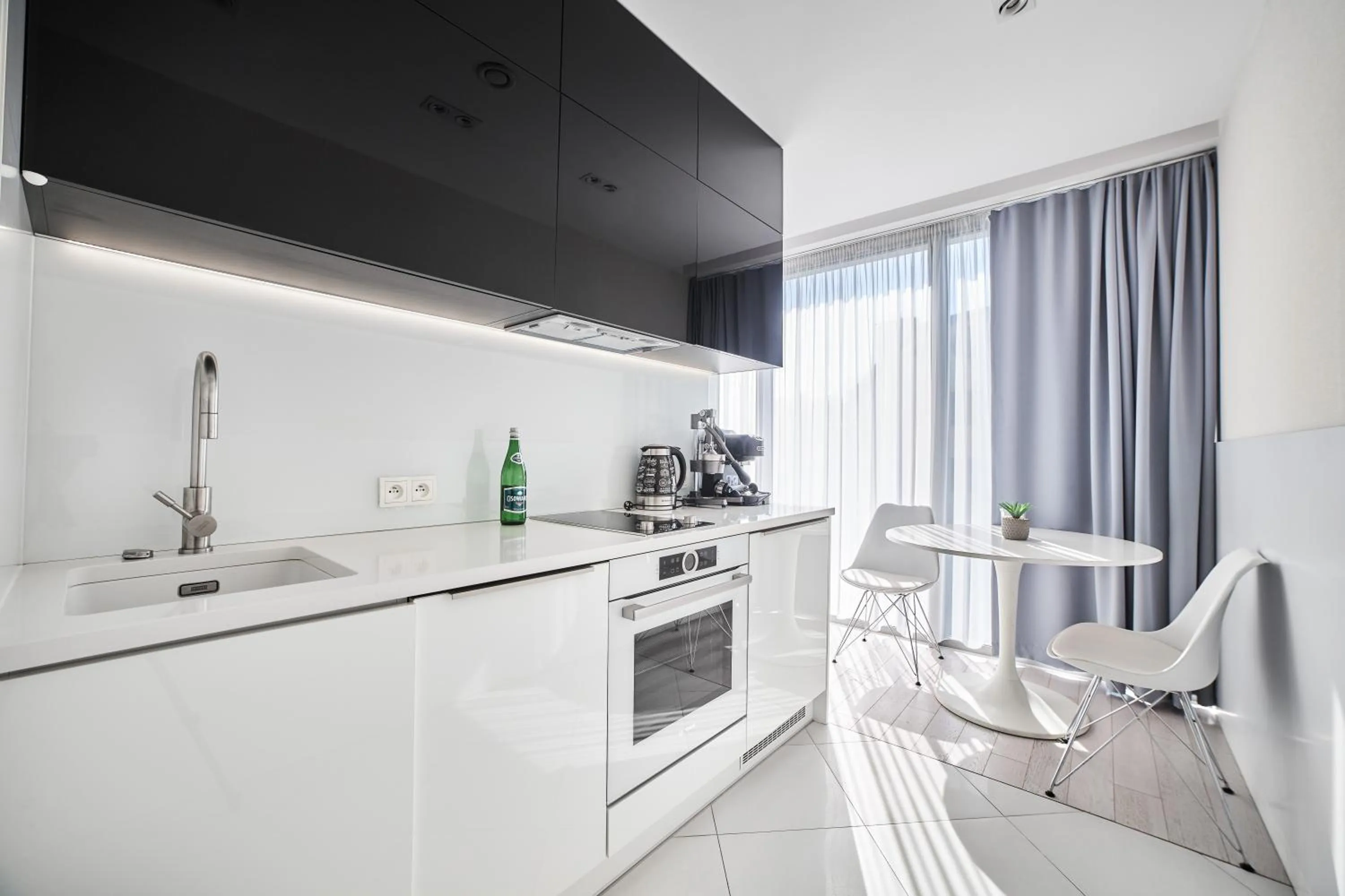 Kitchen or kitchenette in Dune Beach Resort