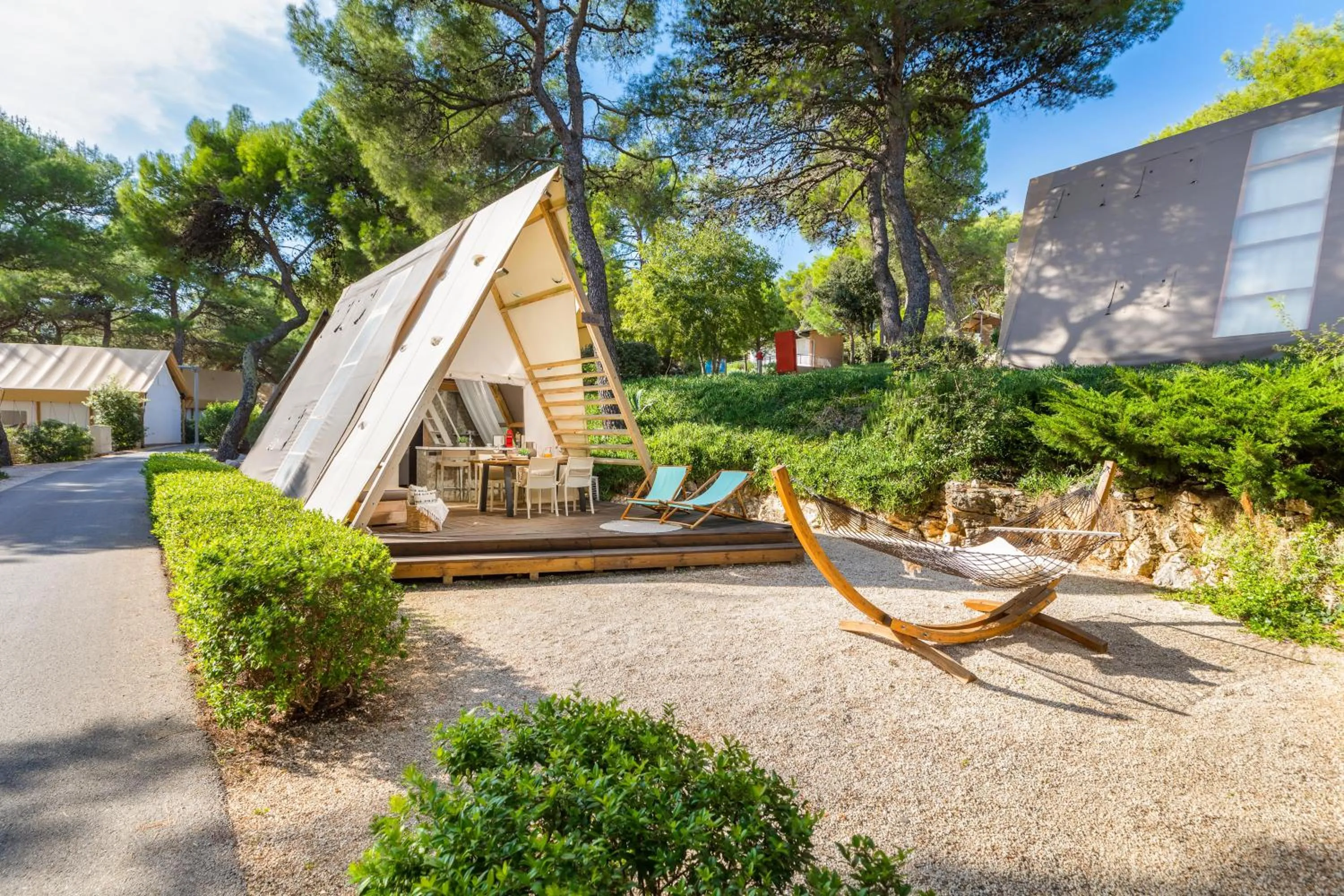 Photo of the whole room in Arena One 99 Glamping