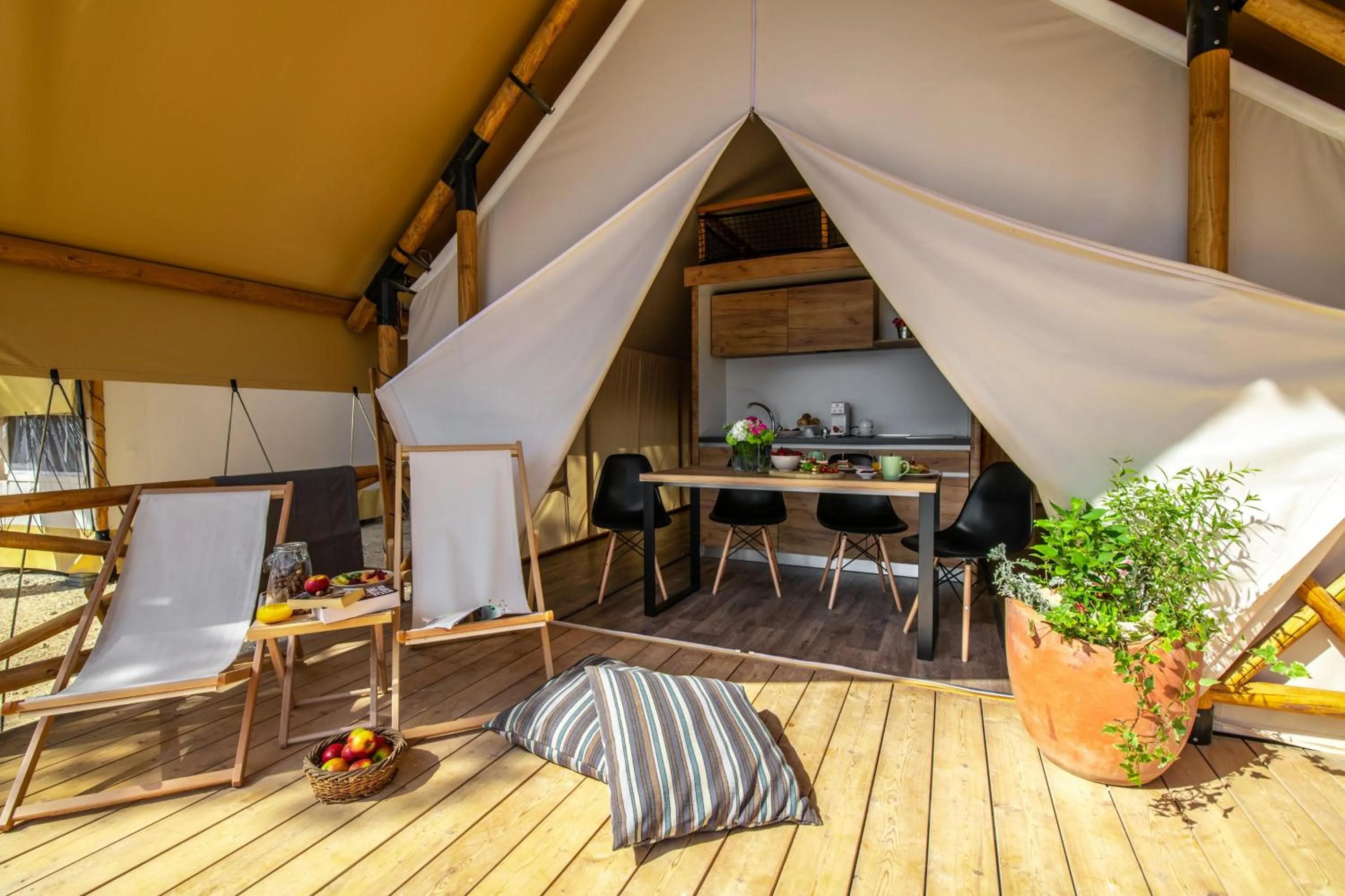 Balcony/Terrace in Arena One 99 Glamping