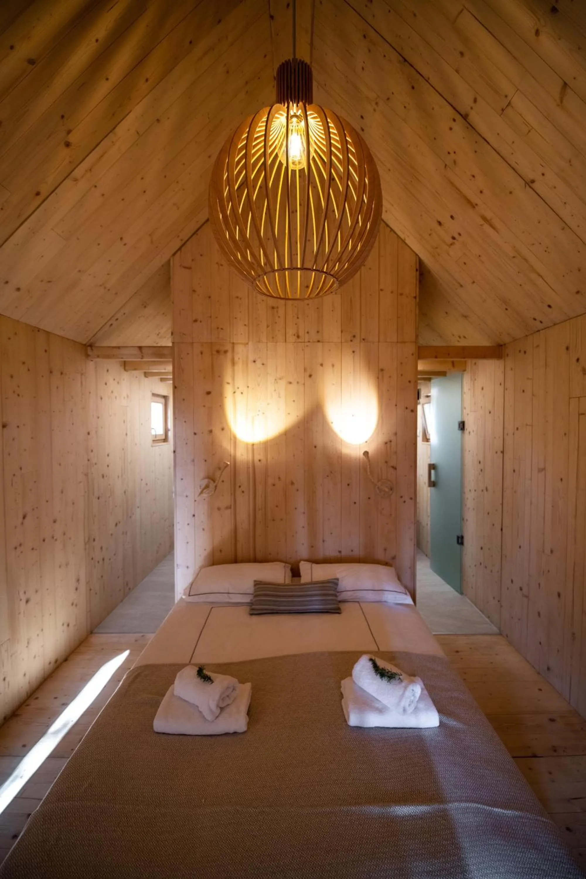 Photo of the whole room, Bed in Arena One 99 Glamping