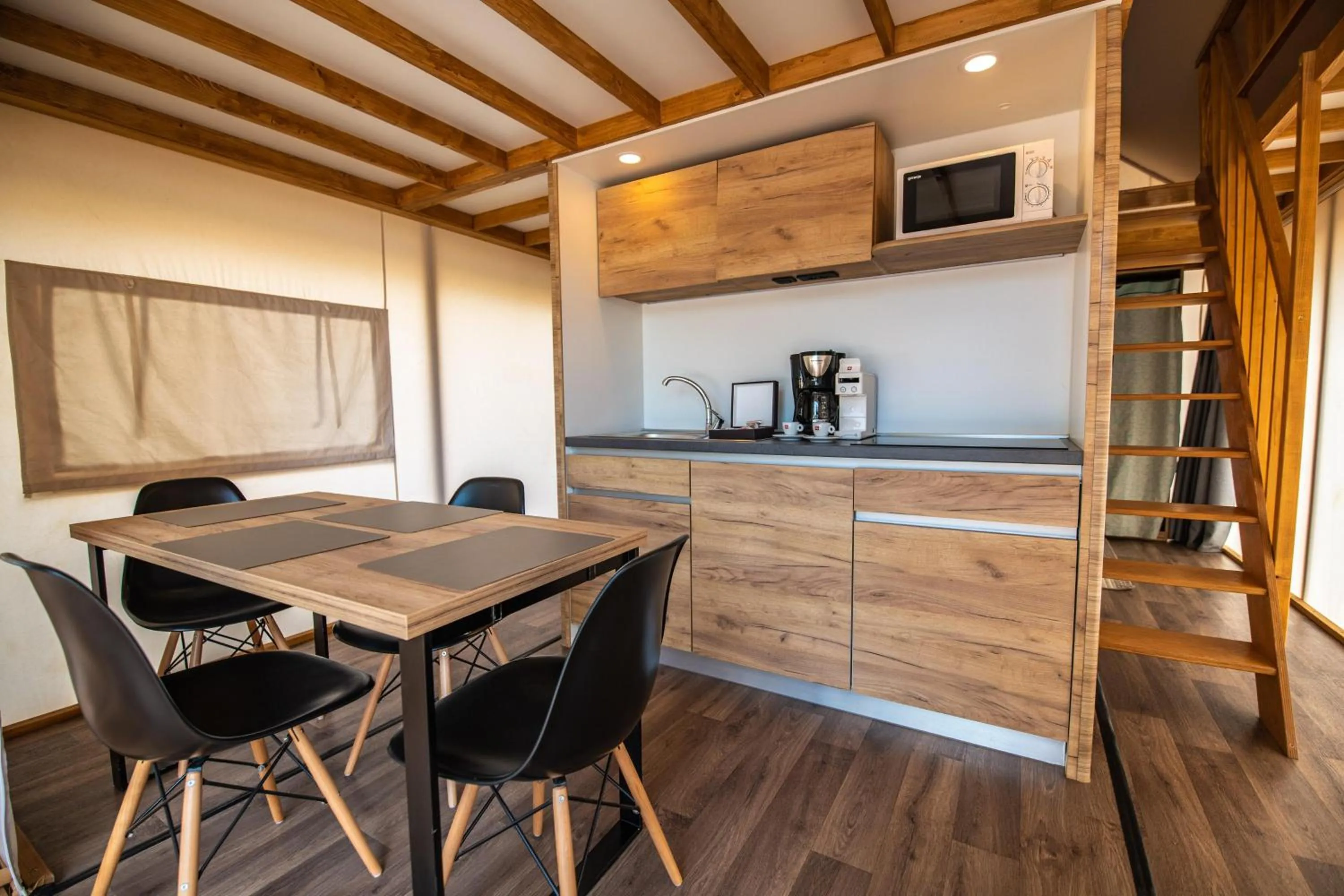 Kitchen or kitchenette in Arena One 99 Glamping