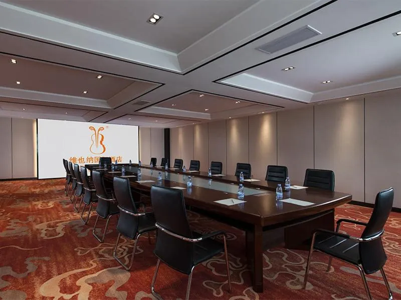 Vienna International Hotel Diecai Wanda High Speed ​​Rail Station