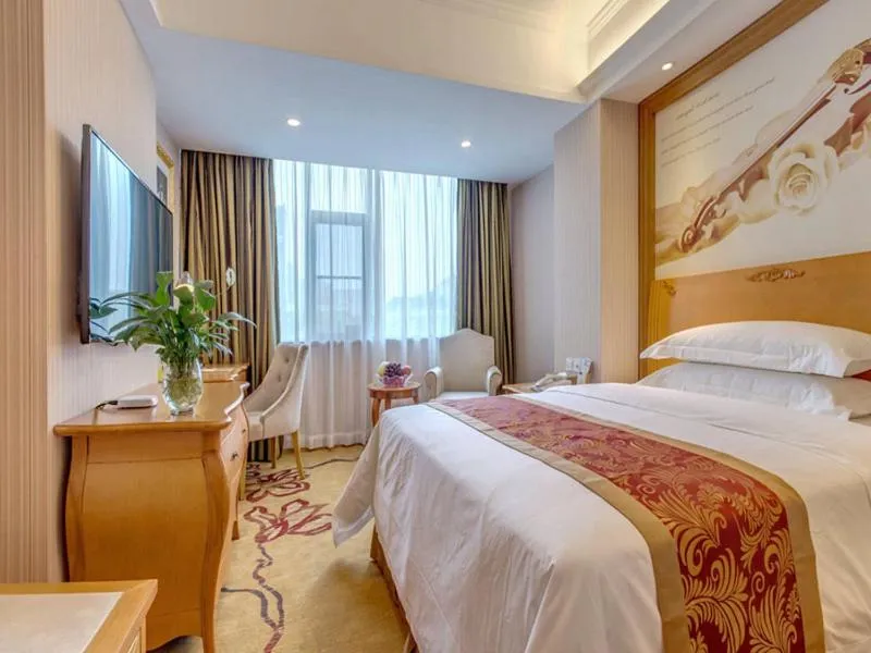Bed in Vienna Hotel Guilin AIrport Road Rongshan