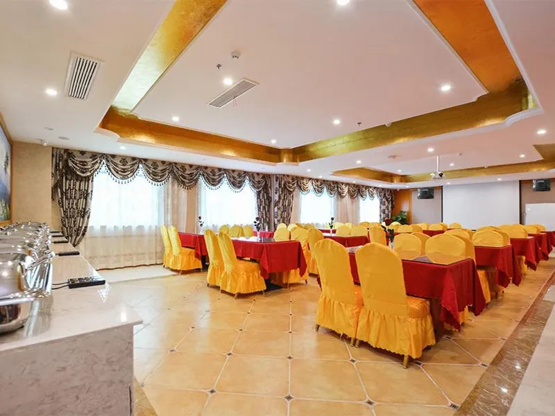 Vienna Hotel Nanjing Pukou Middle Puzhu Road