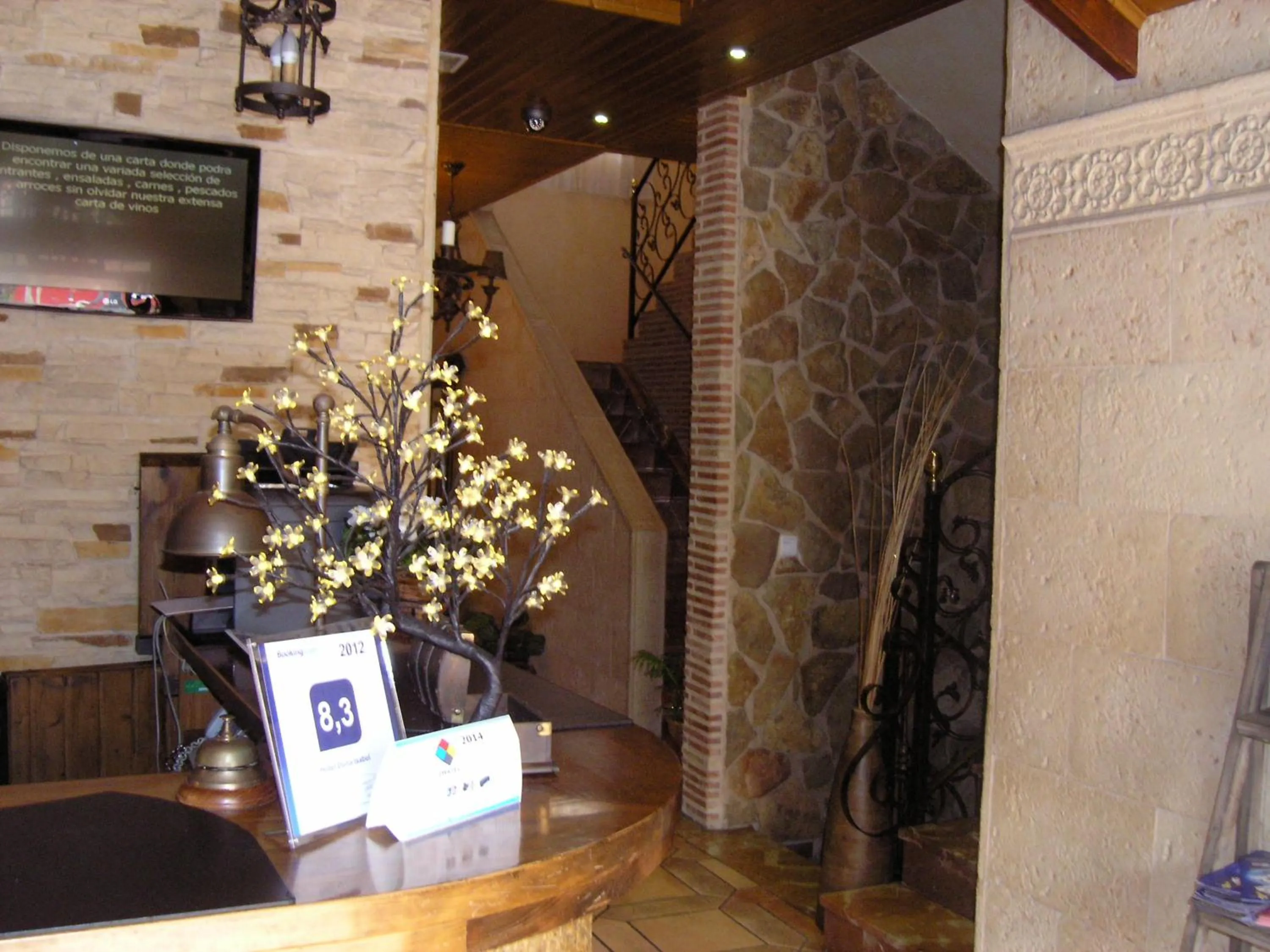 Lobby or reception in Hotel Doña Isabel