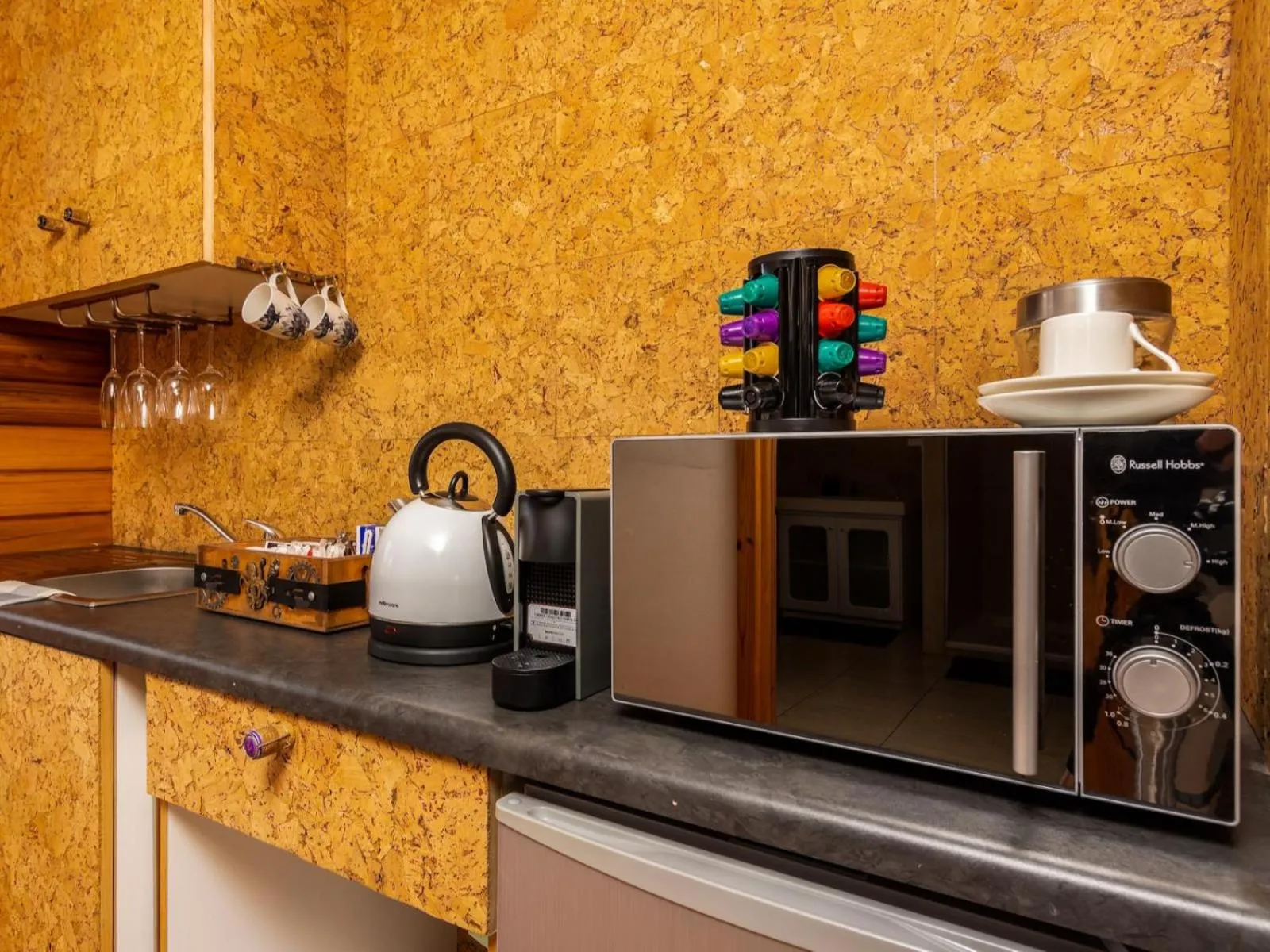 Kitchen or kitchenette in The Log Collective