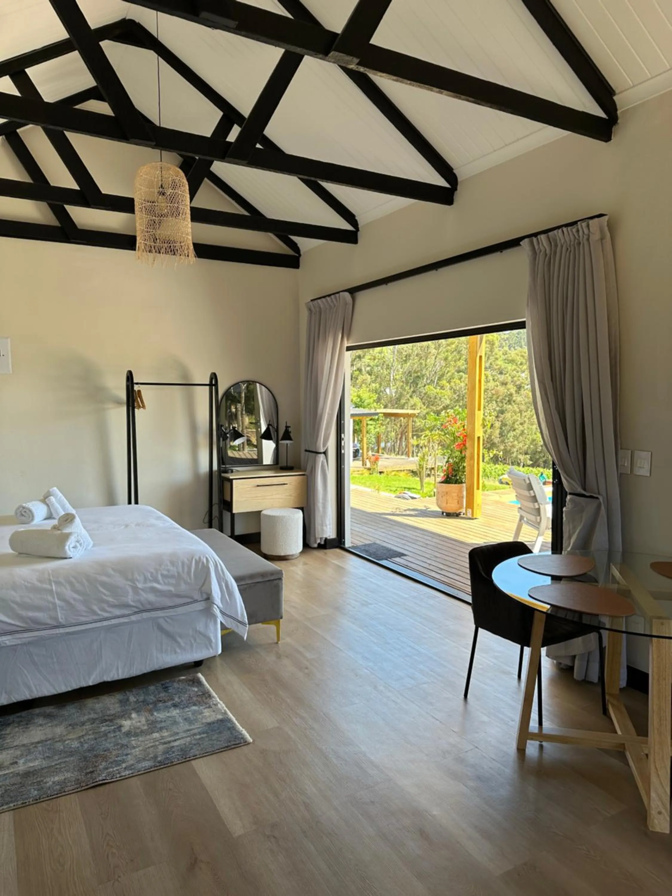 Bed in The Log Collective