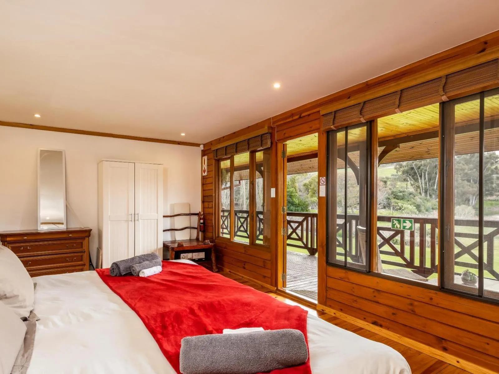 View (from property/room), Bed in The Log Collective