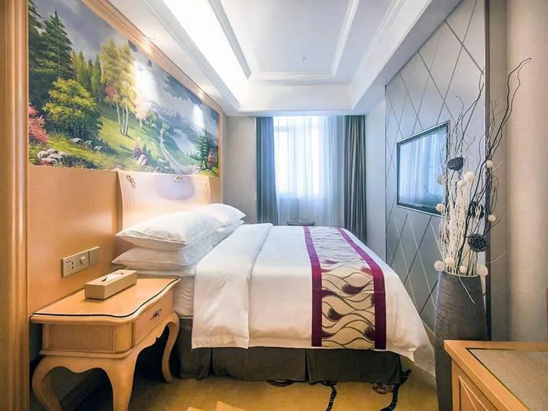Bed in Vienna International Hotel Haikou West Bus Station