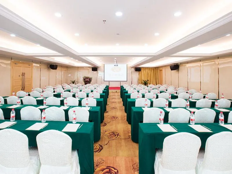 Vienna Hotel Huizhou Railway Station