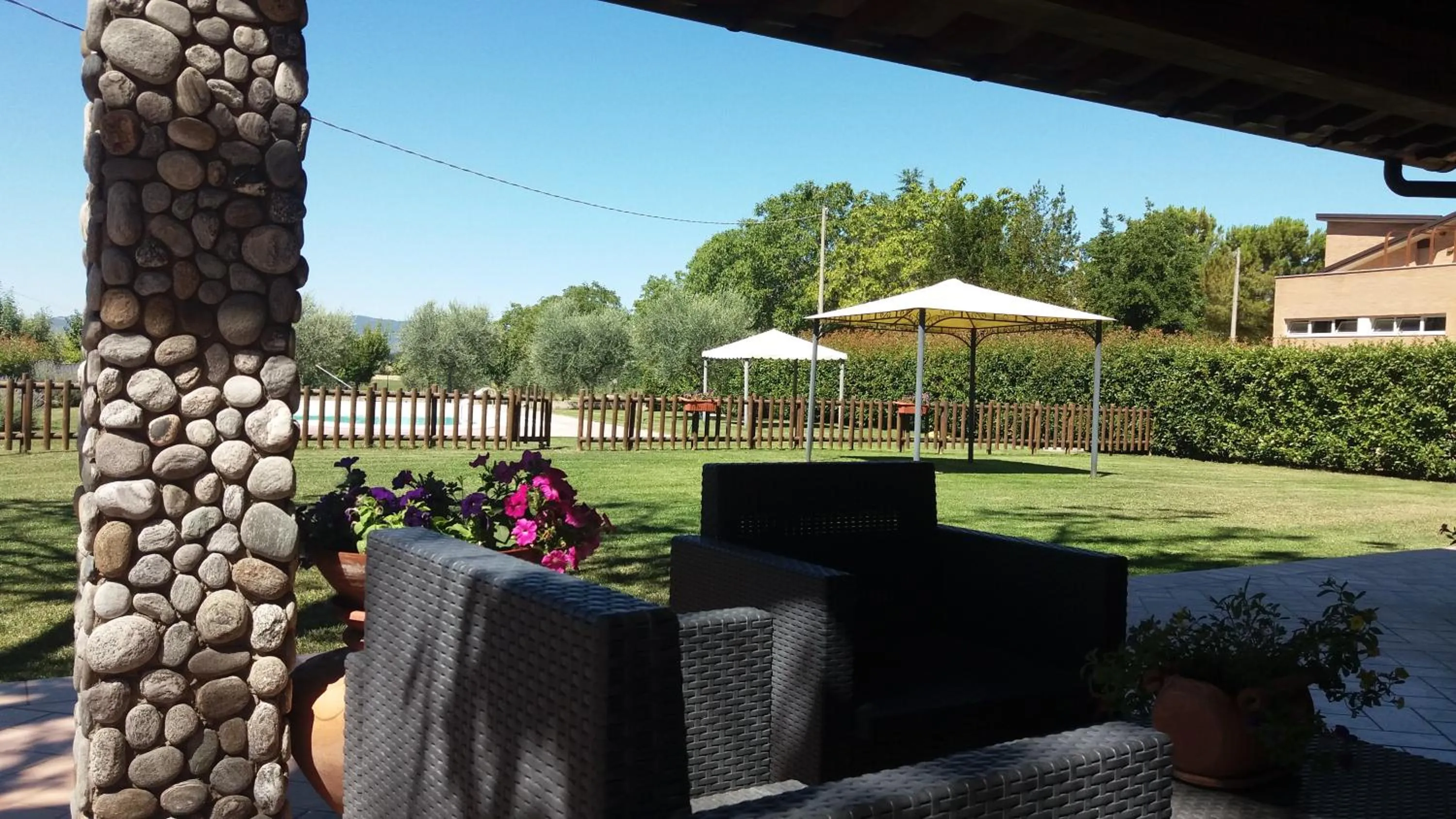 Facade/entrance in Ilporticodispello