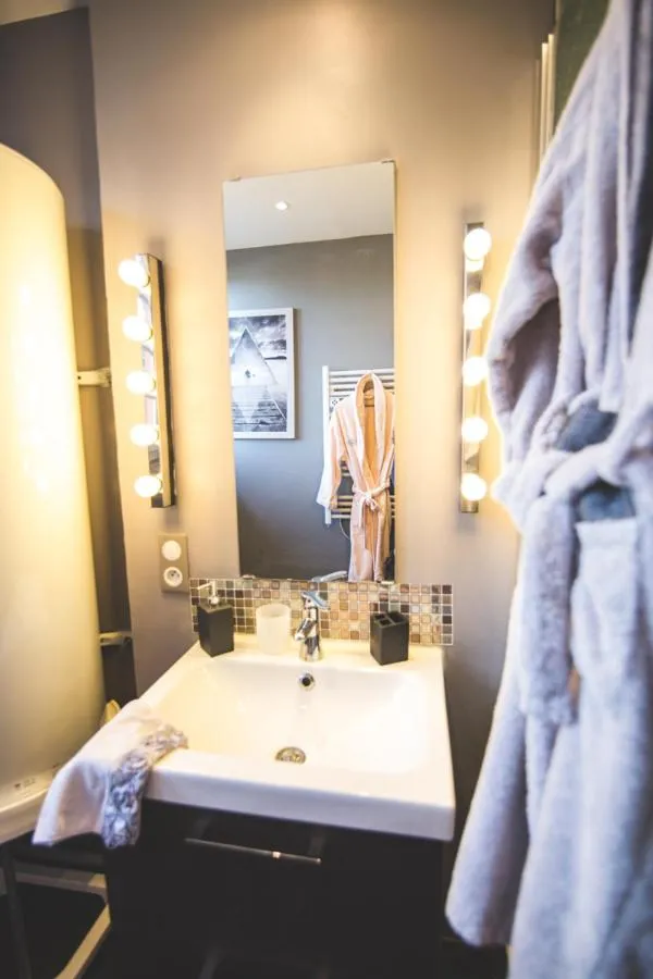 Shower in Au Bien Venu