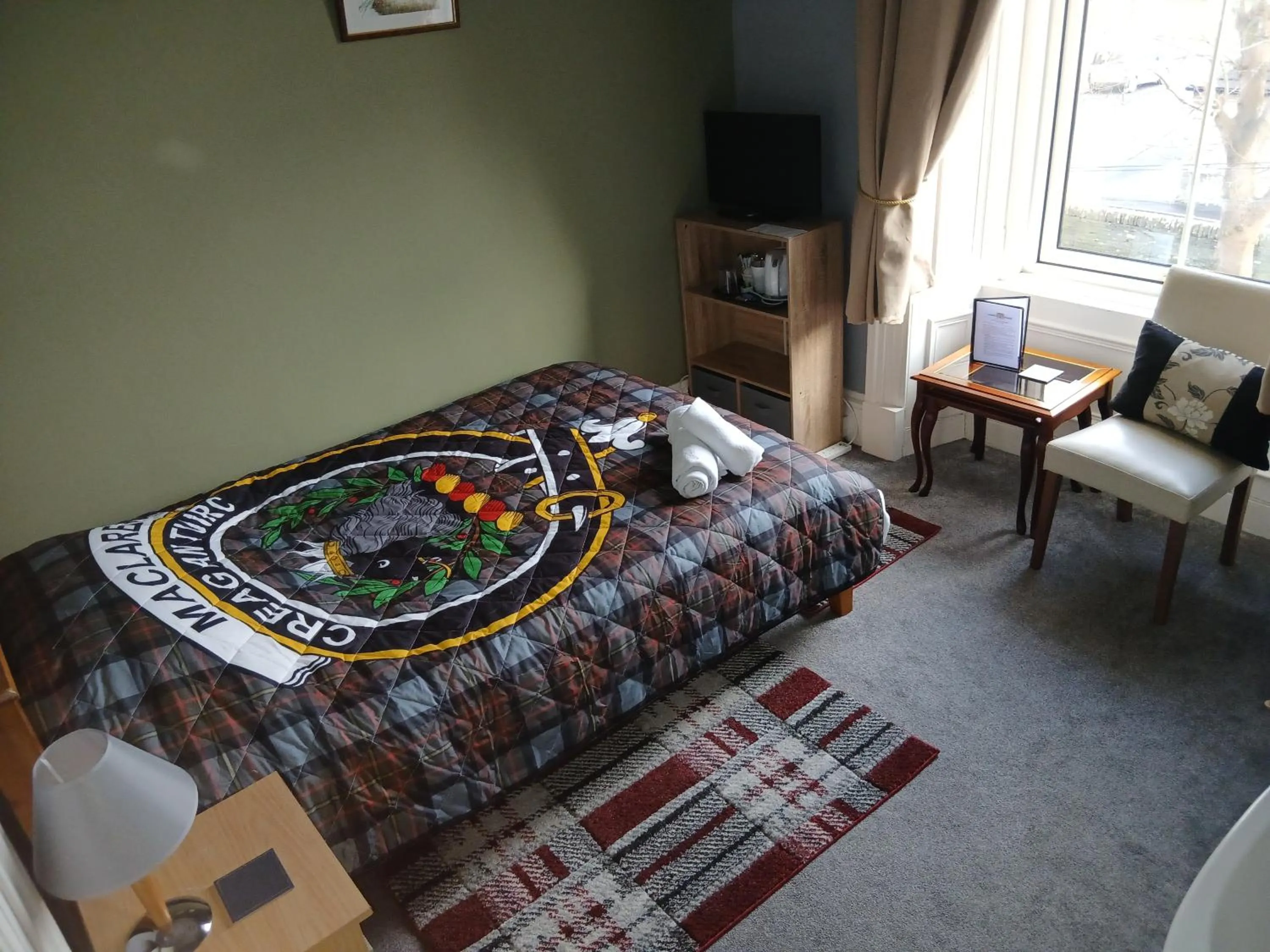 Bedroom, Bed in Greenland House B&B