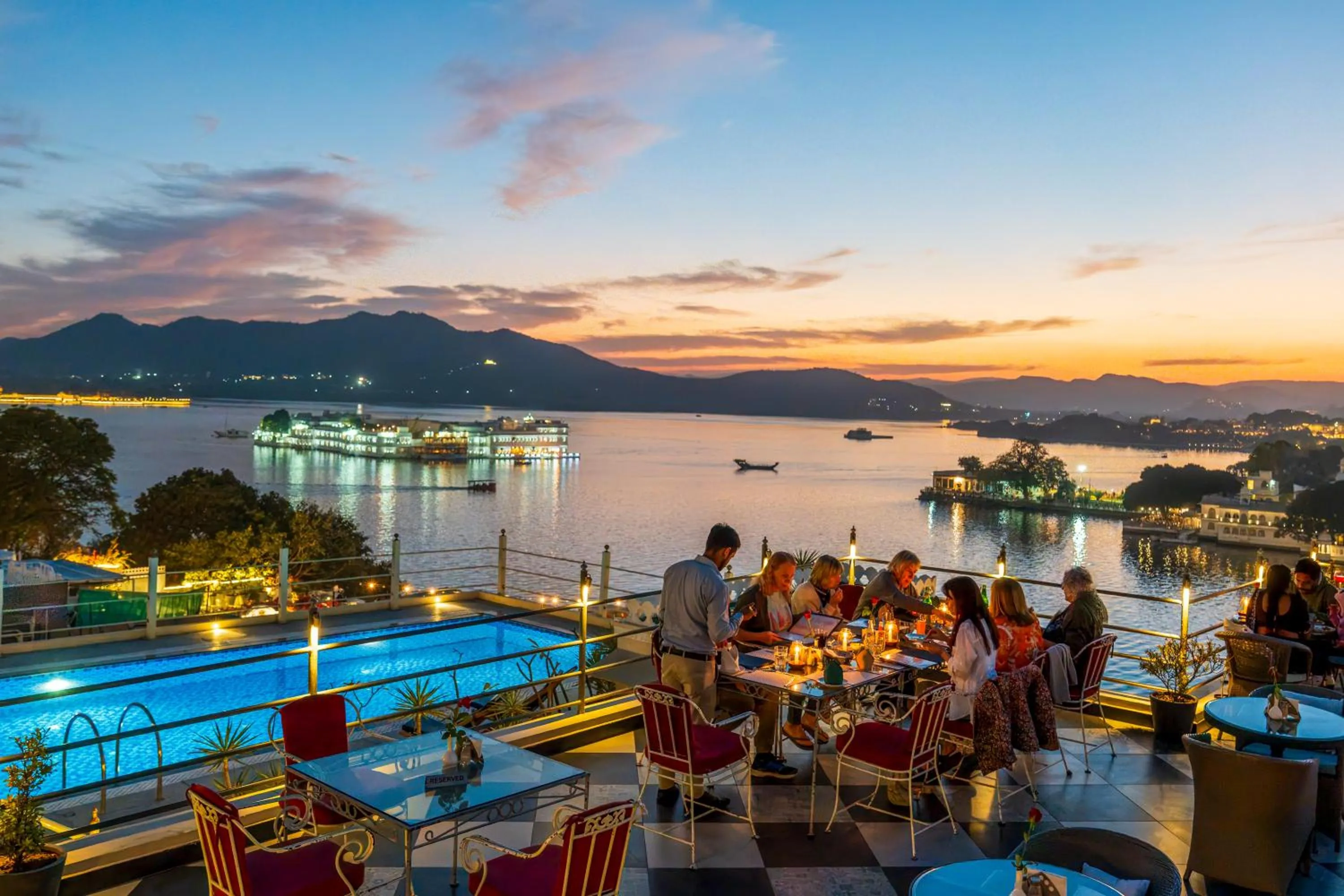 Restaurant/places to eat in Udaigarh - Udaipur