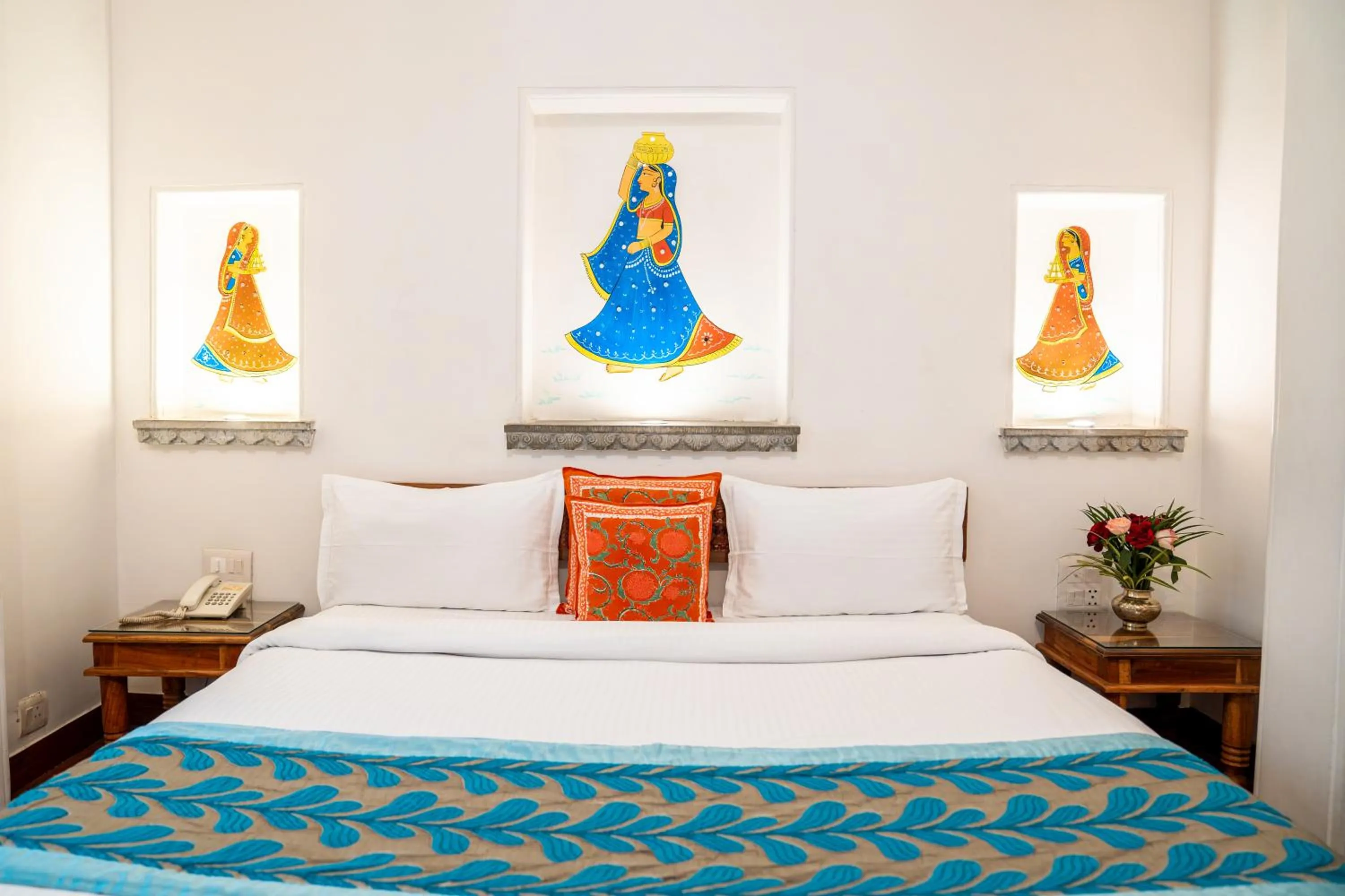 Bed in Udaigarh - Udaipur