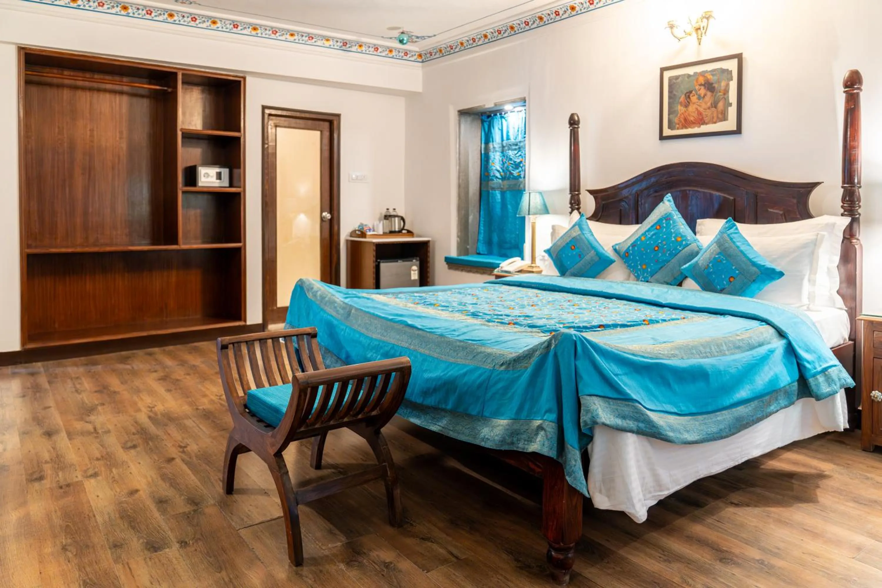 Bed in Udaigarh - Udaipur