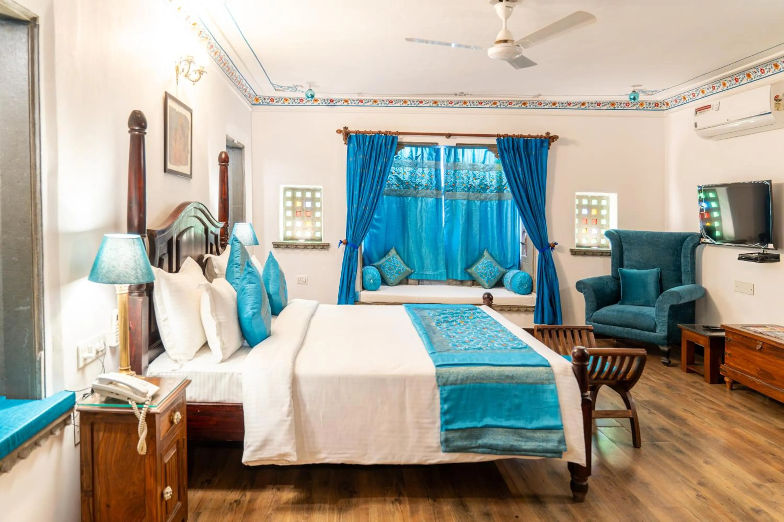 Bed in Udaigarh - Udaipur