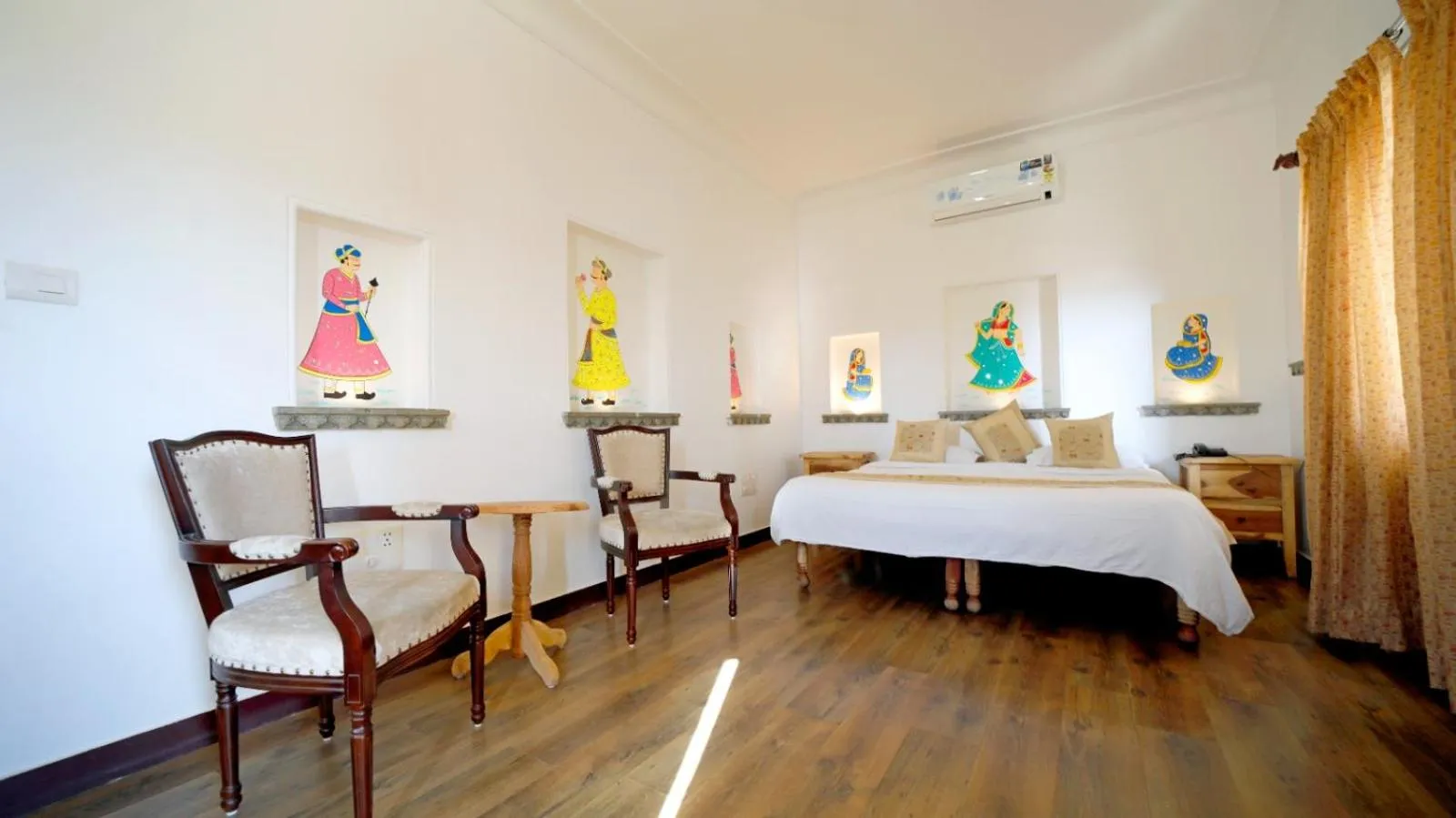 Bedroom in Udaigarh - Udaipur