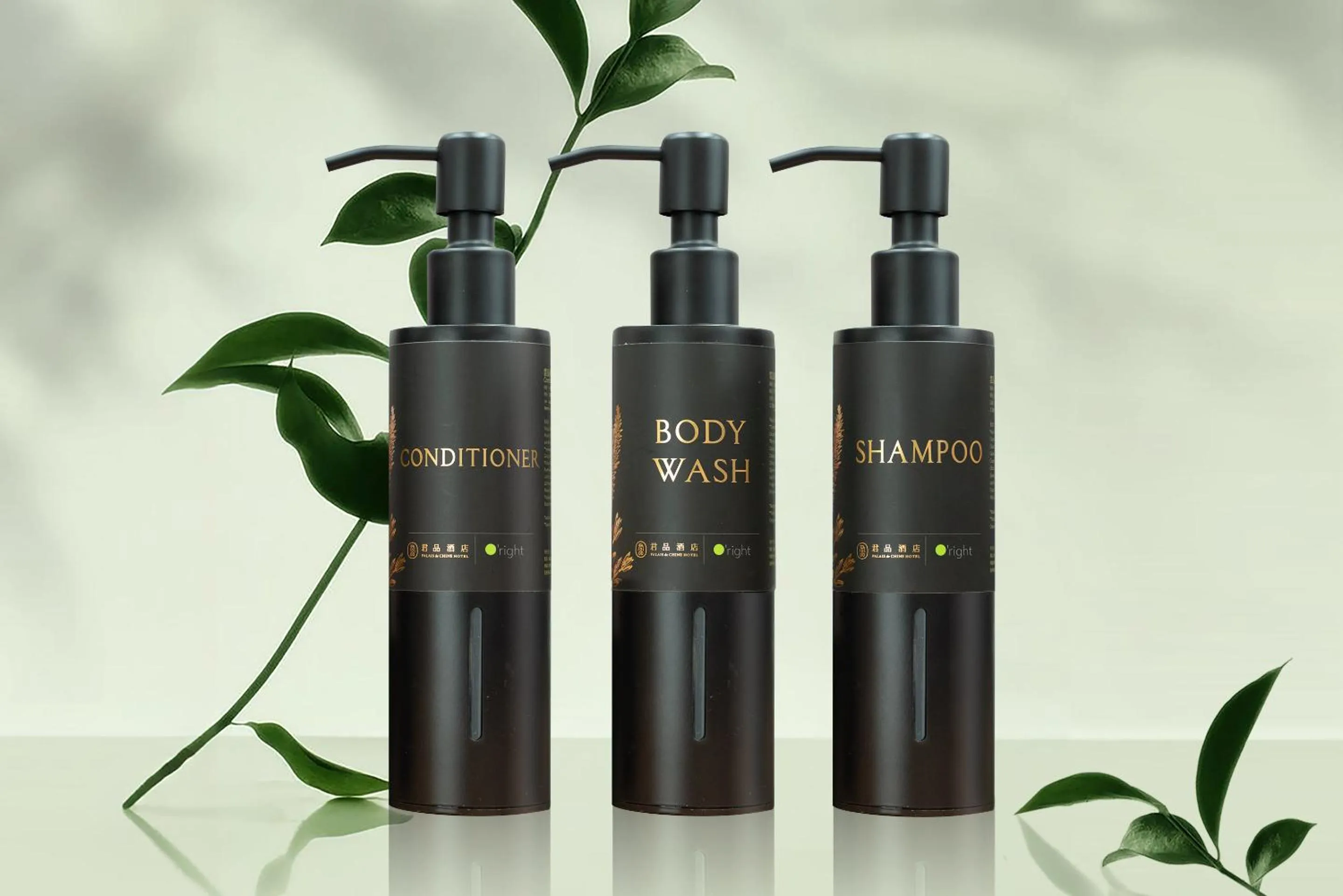 Bathroom in Palais de Chine Hotel