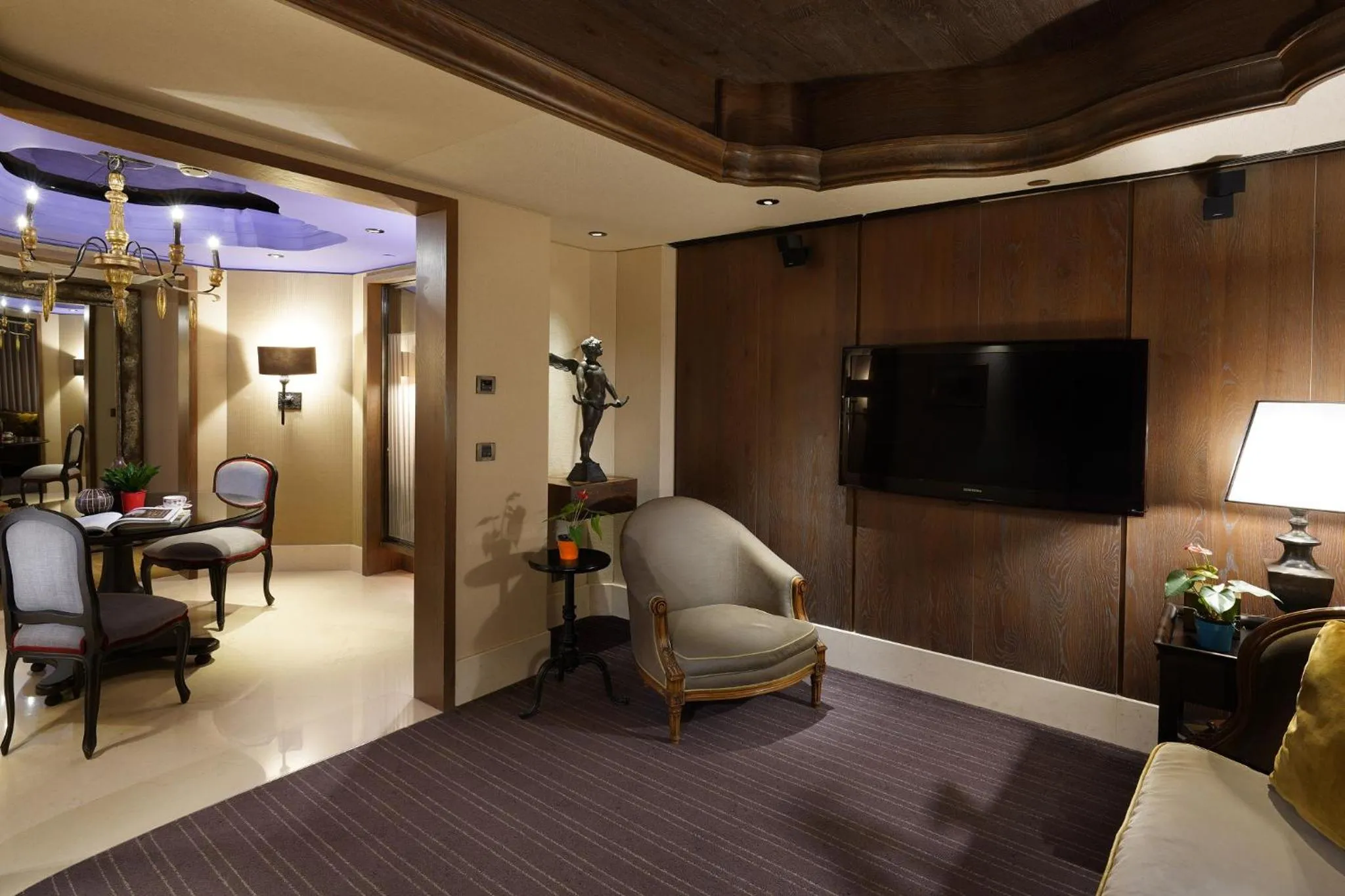 Living room in Palais de Chine Hotel