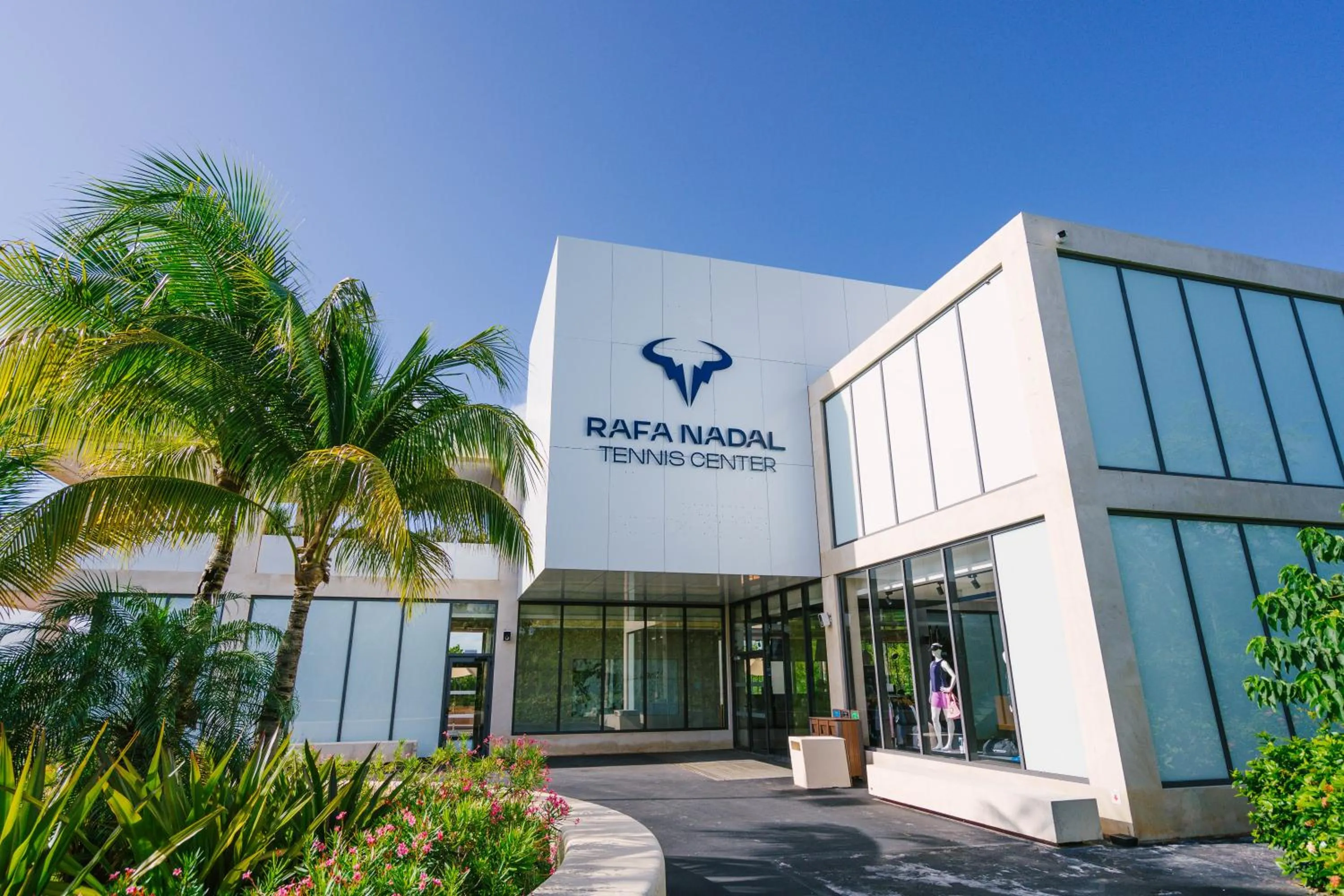 Tennis court in Grand Palladium Select Costa Mujeres - All Inclusive