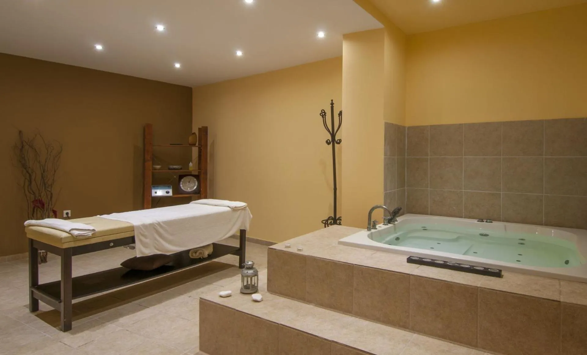 Hot Tub in All Senses Nautica Blue Exclusive Resort & Spa - All Inclusive