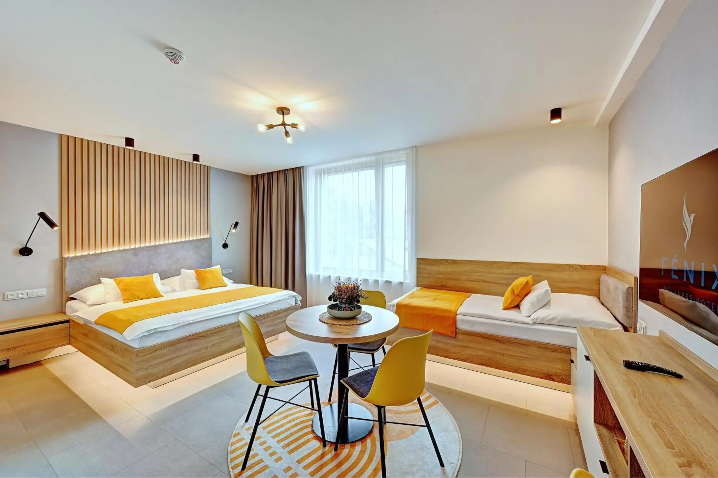 Triple Room with Spa Bath in Wellness Hotel Fénix Triple Room with Spa Bath in Wellness Hotel Fénix