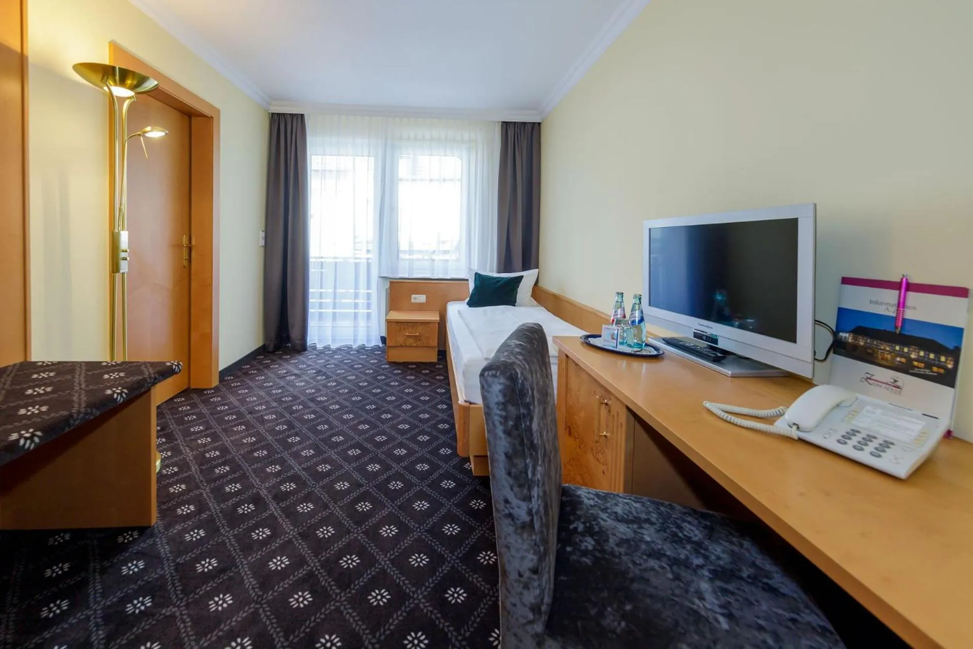 Photo of the whole room in Hotel Zum Adler