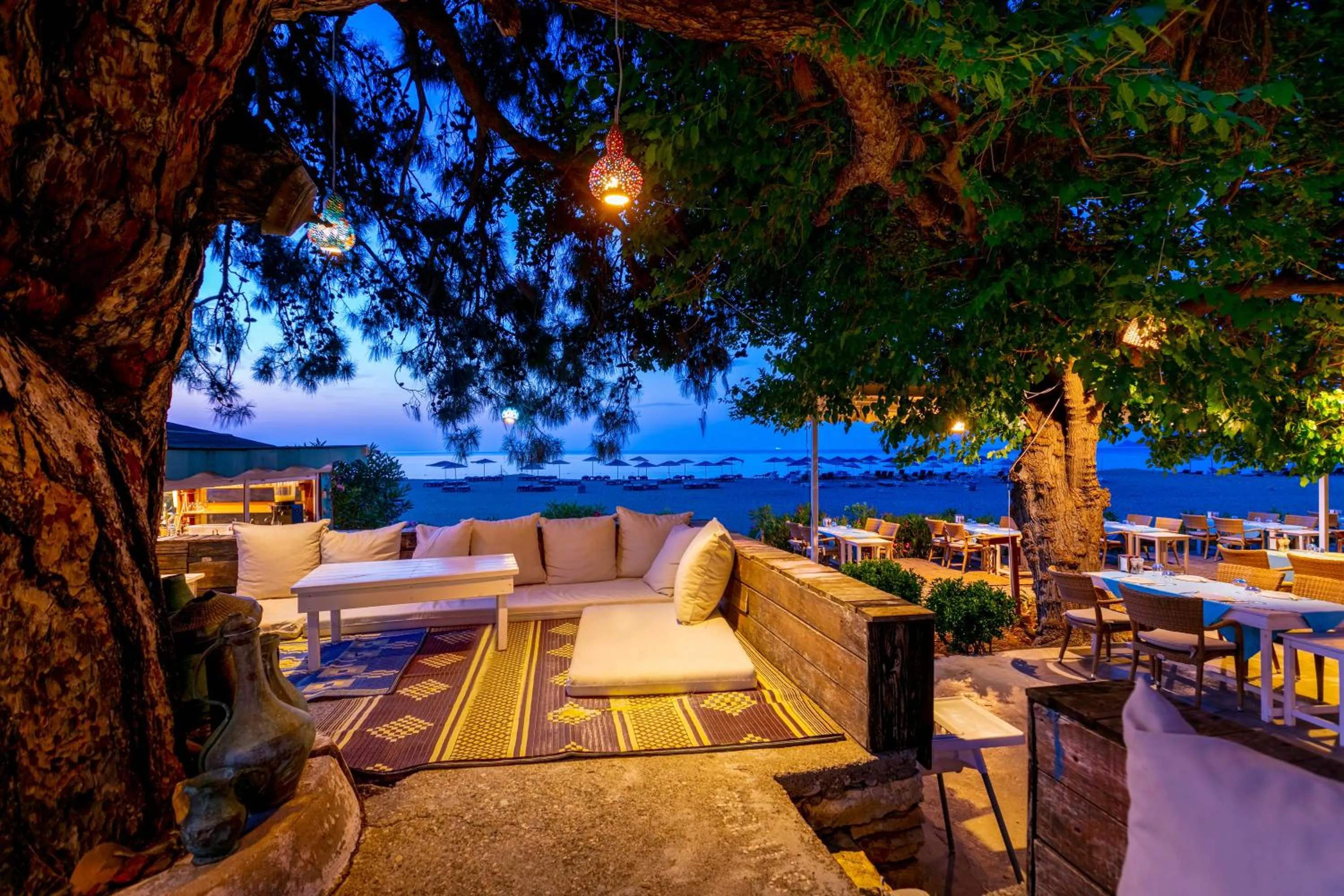 Etenna Beach Bungalows