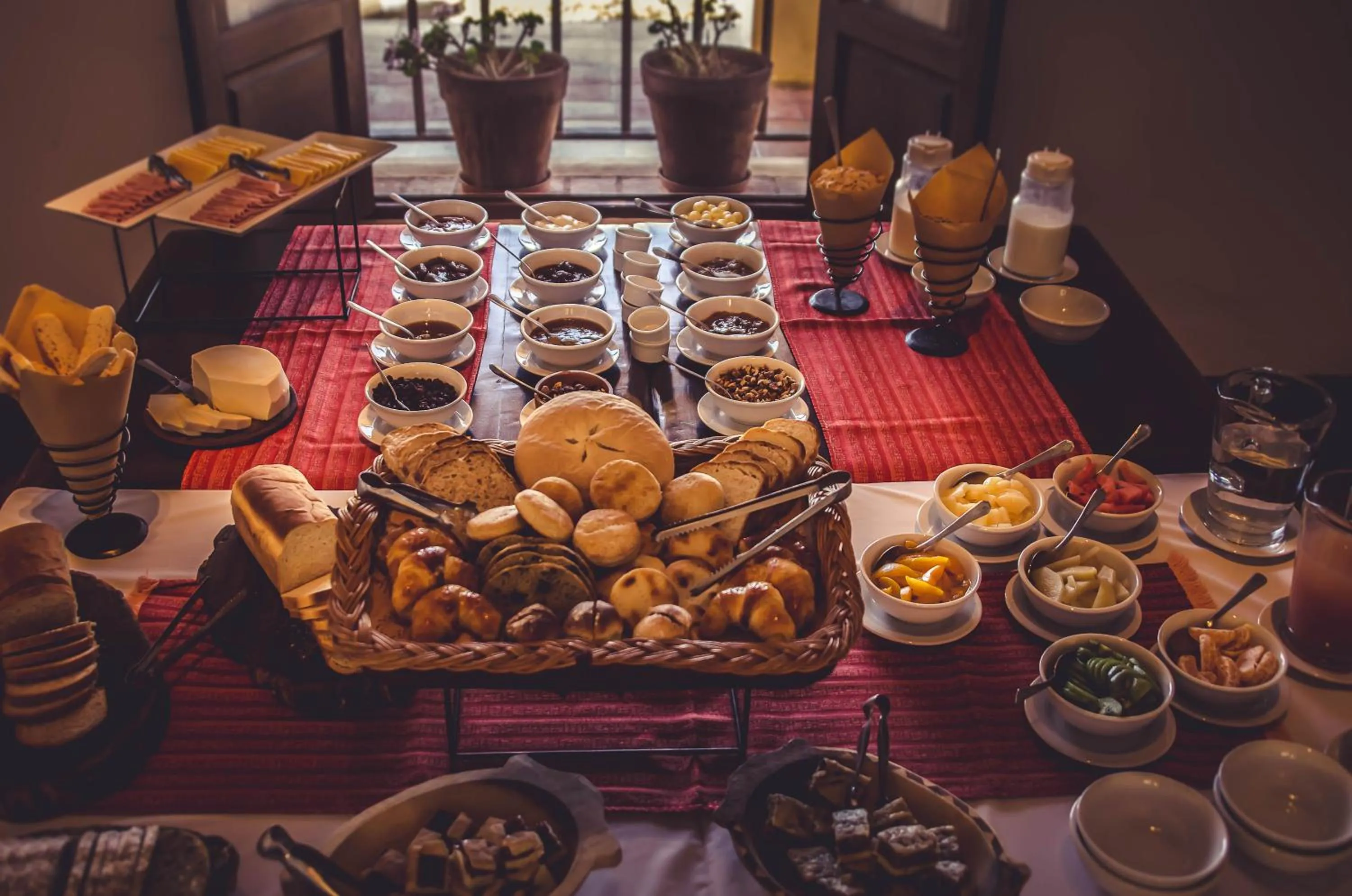 Buffet breakfast in Altalaluna Hotel Boutique & Spa