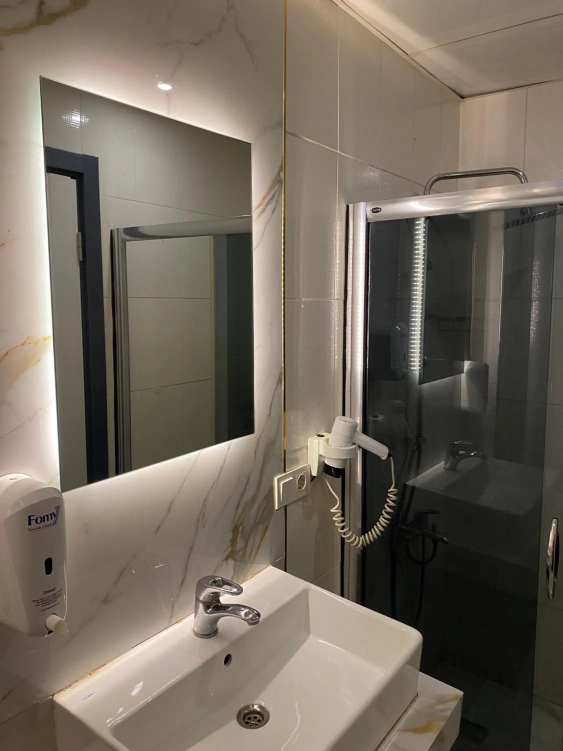 Bathroom in Dolce Vita Suite Hotel